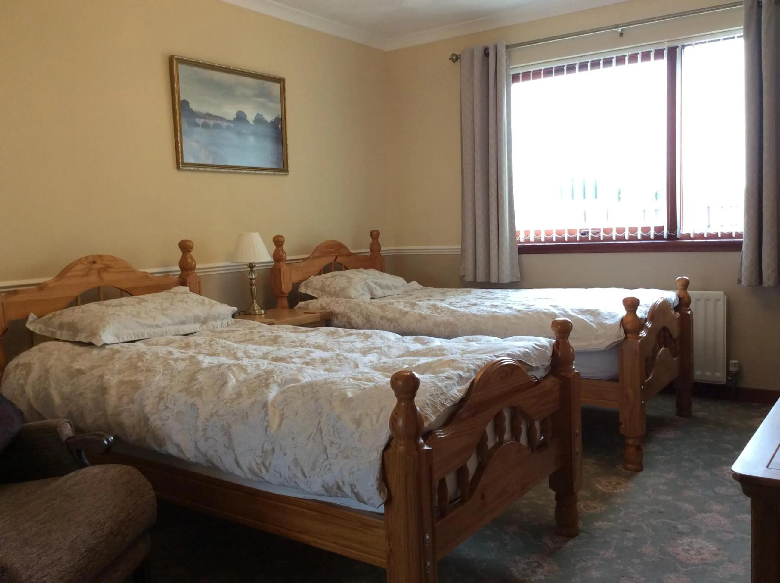 Bedroom, Bed in Hillview Park