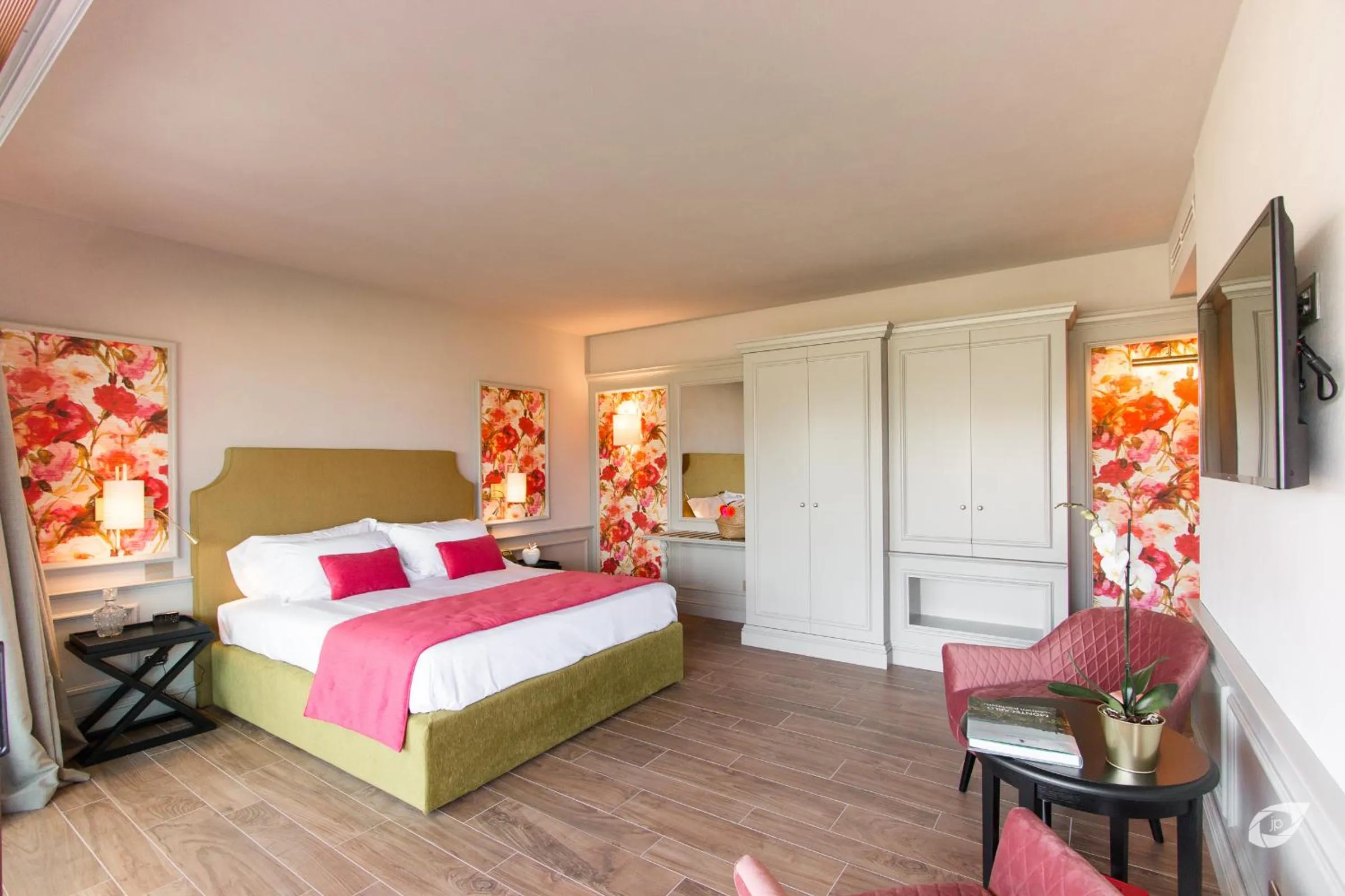 Photo of the whole room, Bed in Buonamico Wine Resort