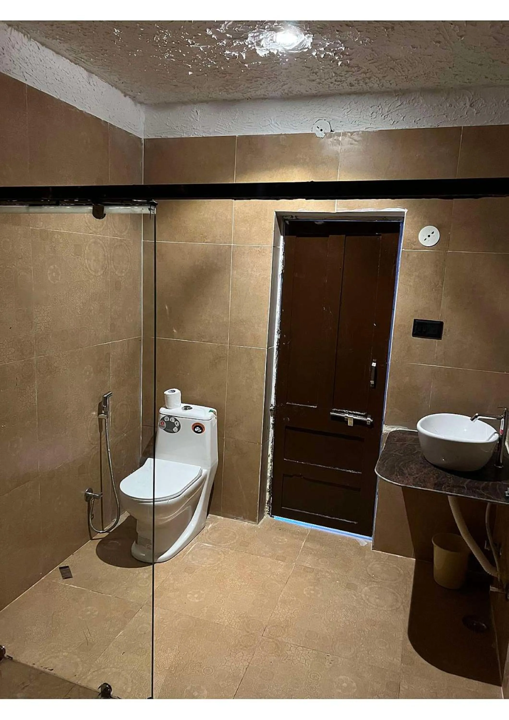 Bathroom in Jungle King Resort