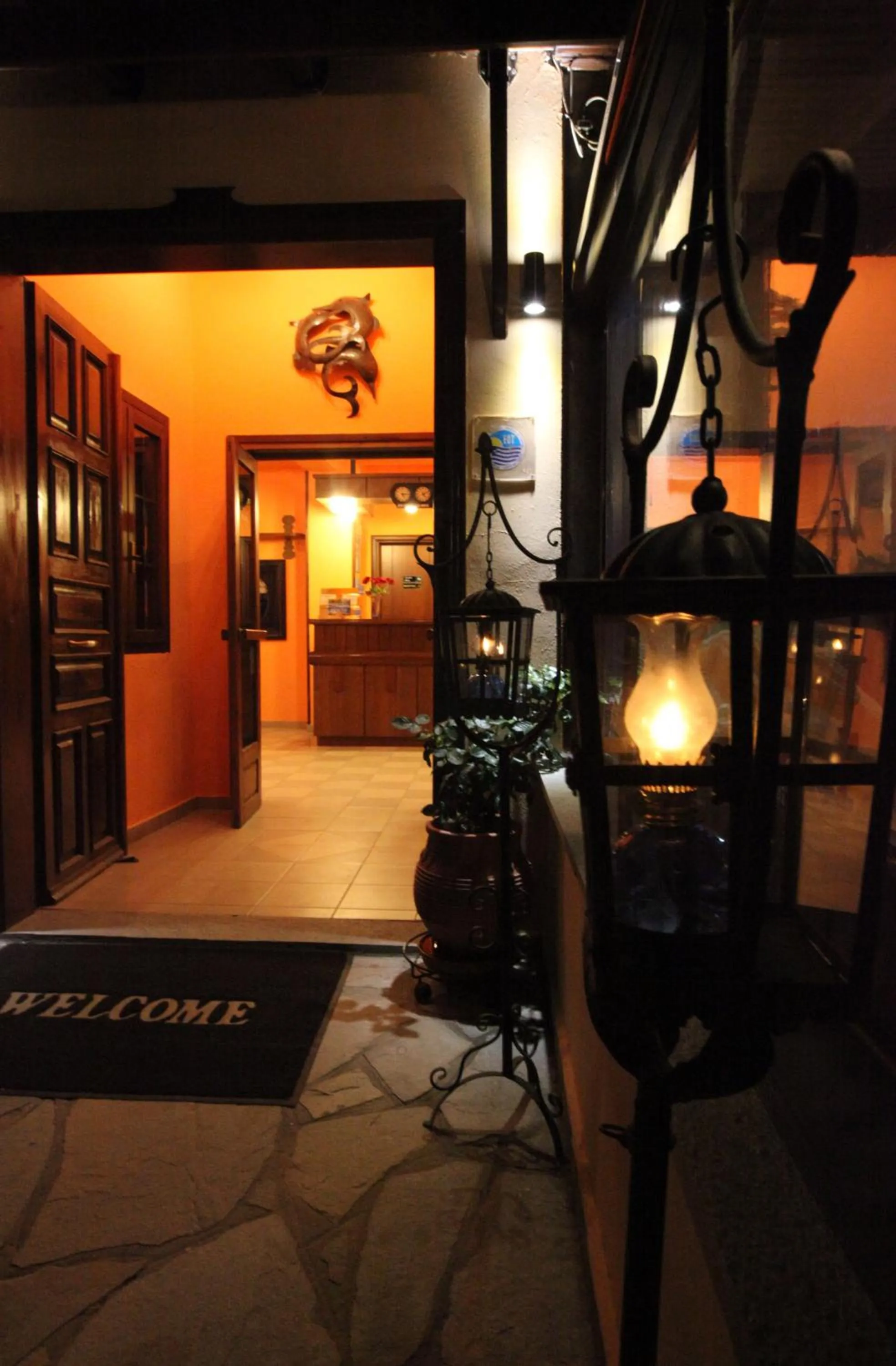 Facade/entrance in Ariadni Hotel Bungalows