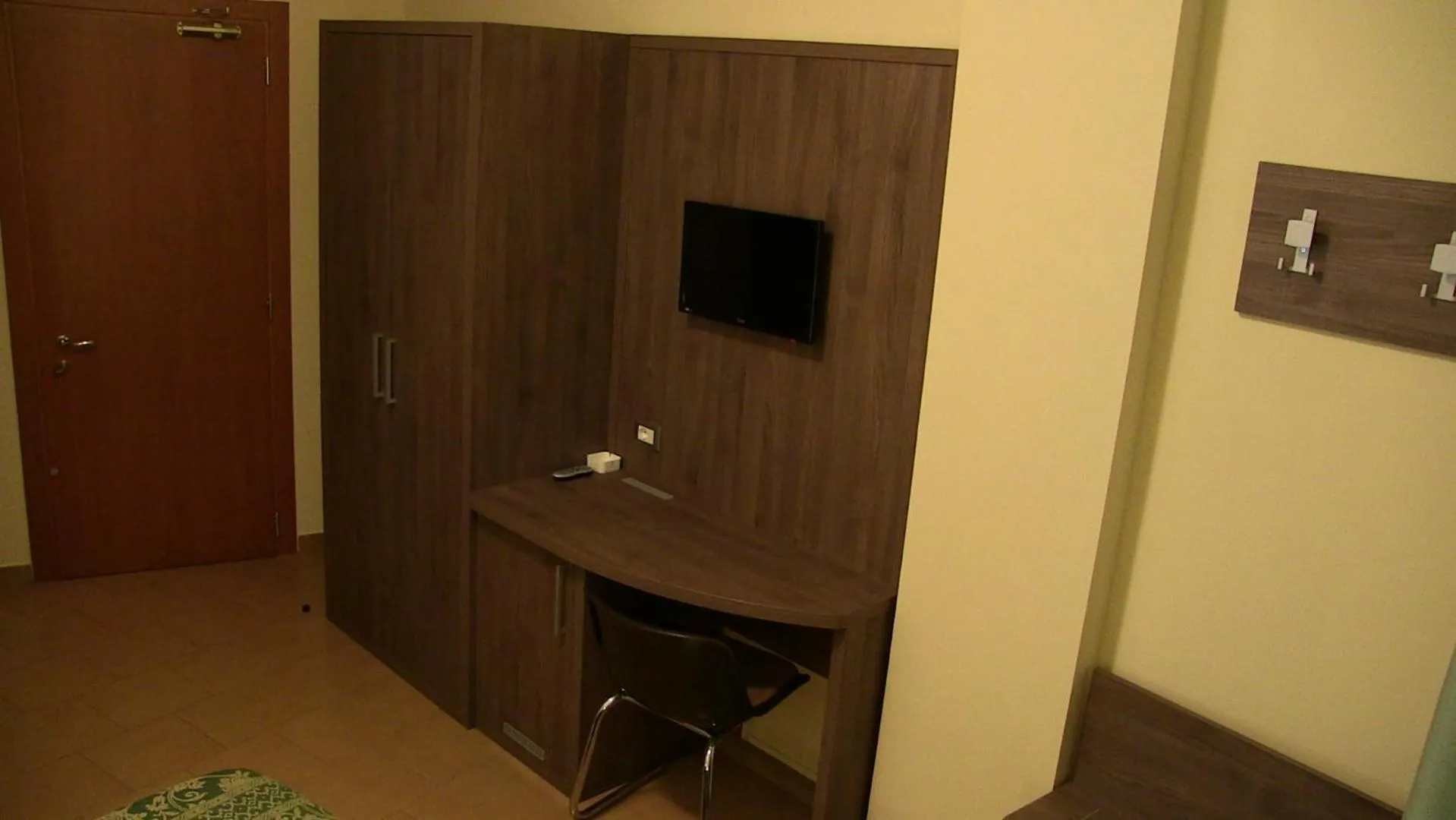 TV and multimedia in Hotel Due Pini