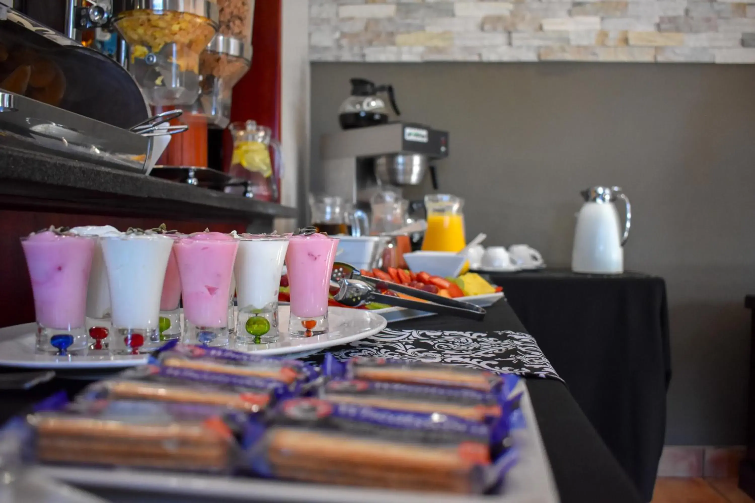 Food and drinks in Waterfalls Boutique Hotel Food and drinks in Waterfalls Boutique Hotel