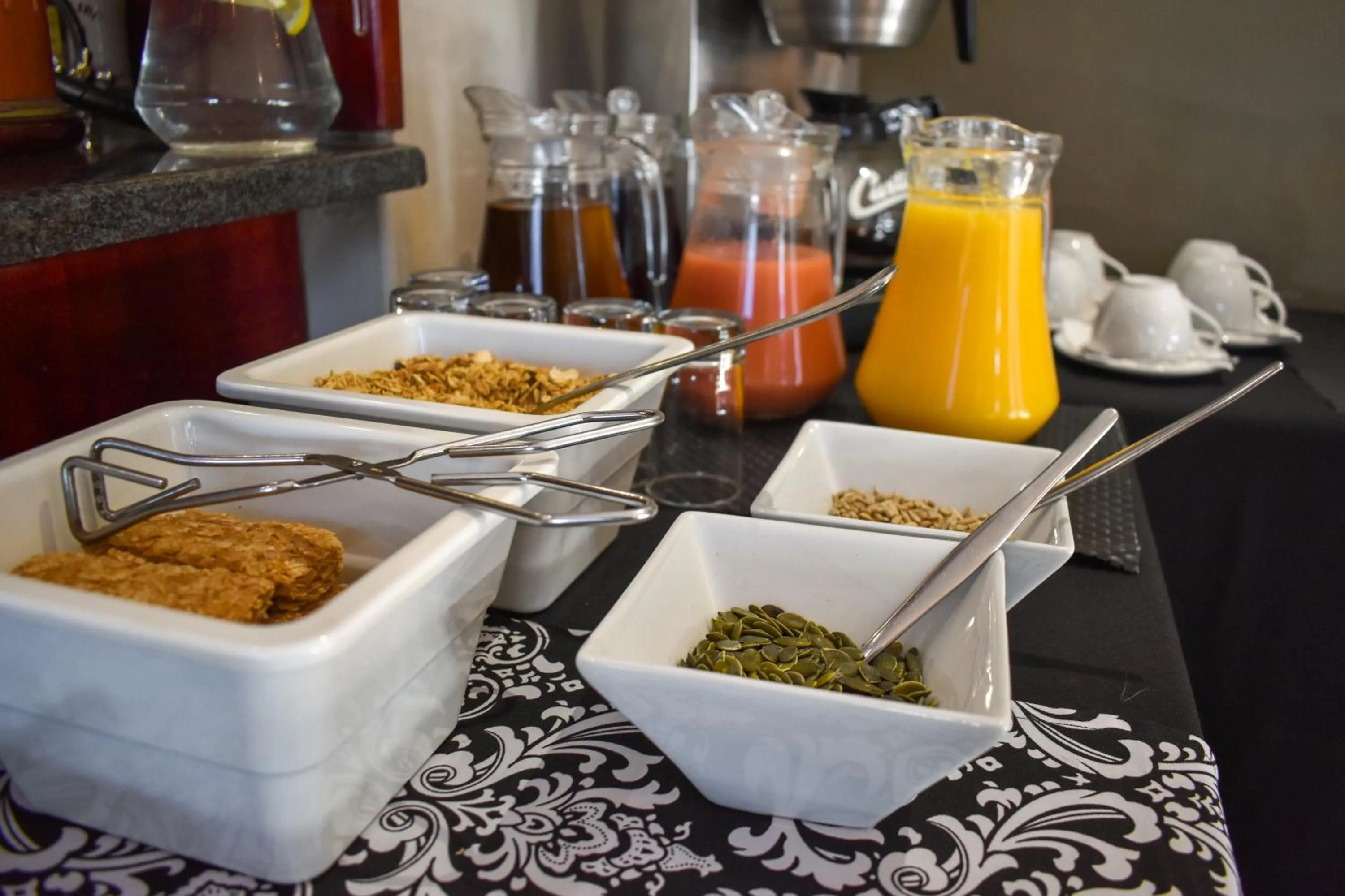 Food and drinks in Waterfalls Boutique Hotel