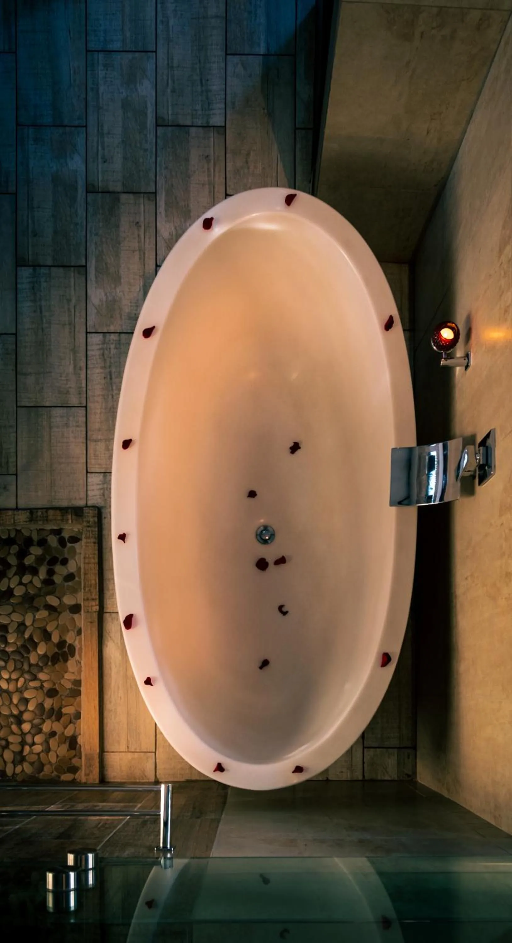 Decorative detail in Waterfalls Boutique Hotel