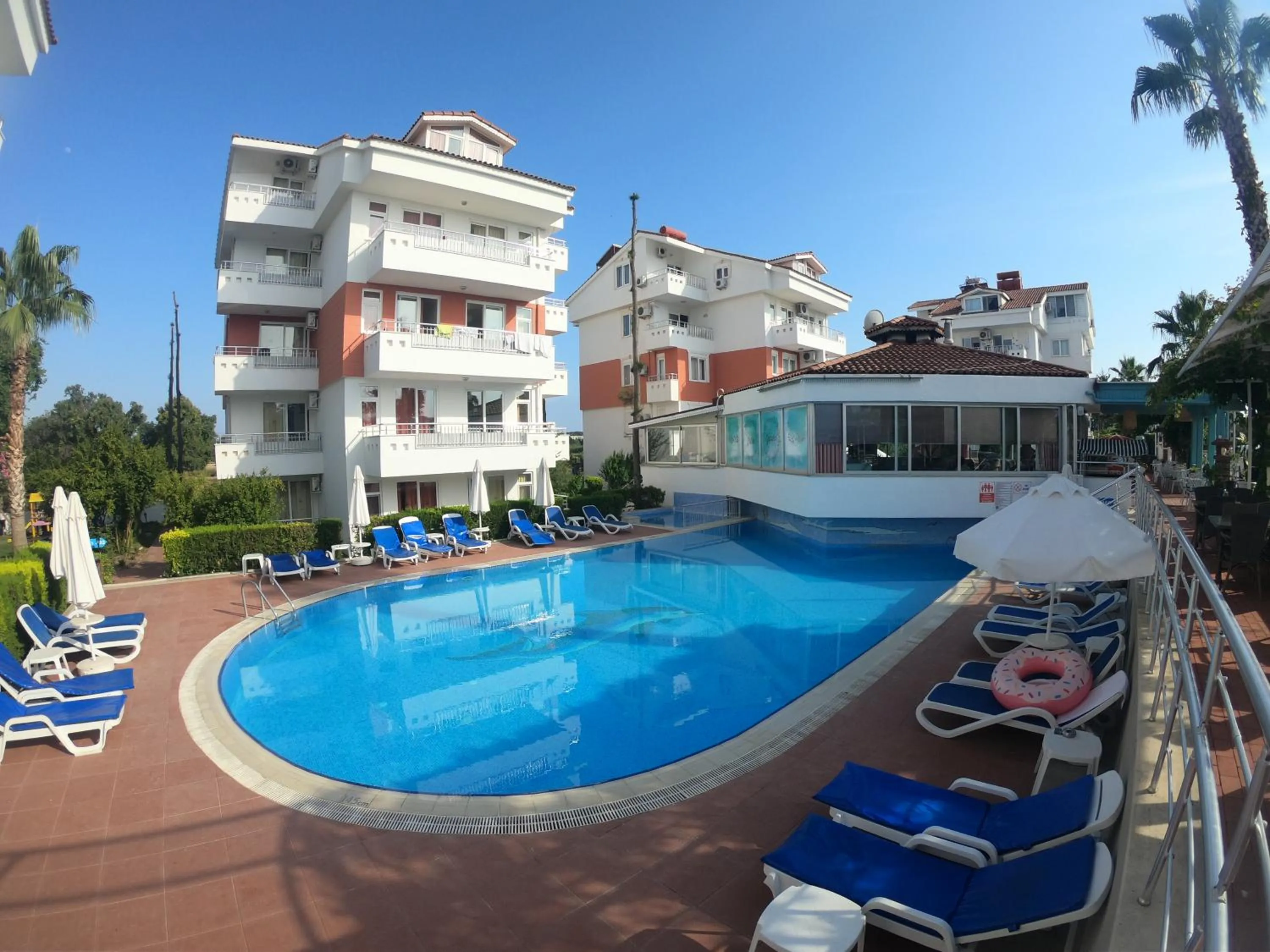 Property building in Irem Garden Hotel & Apartments