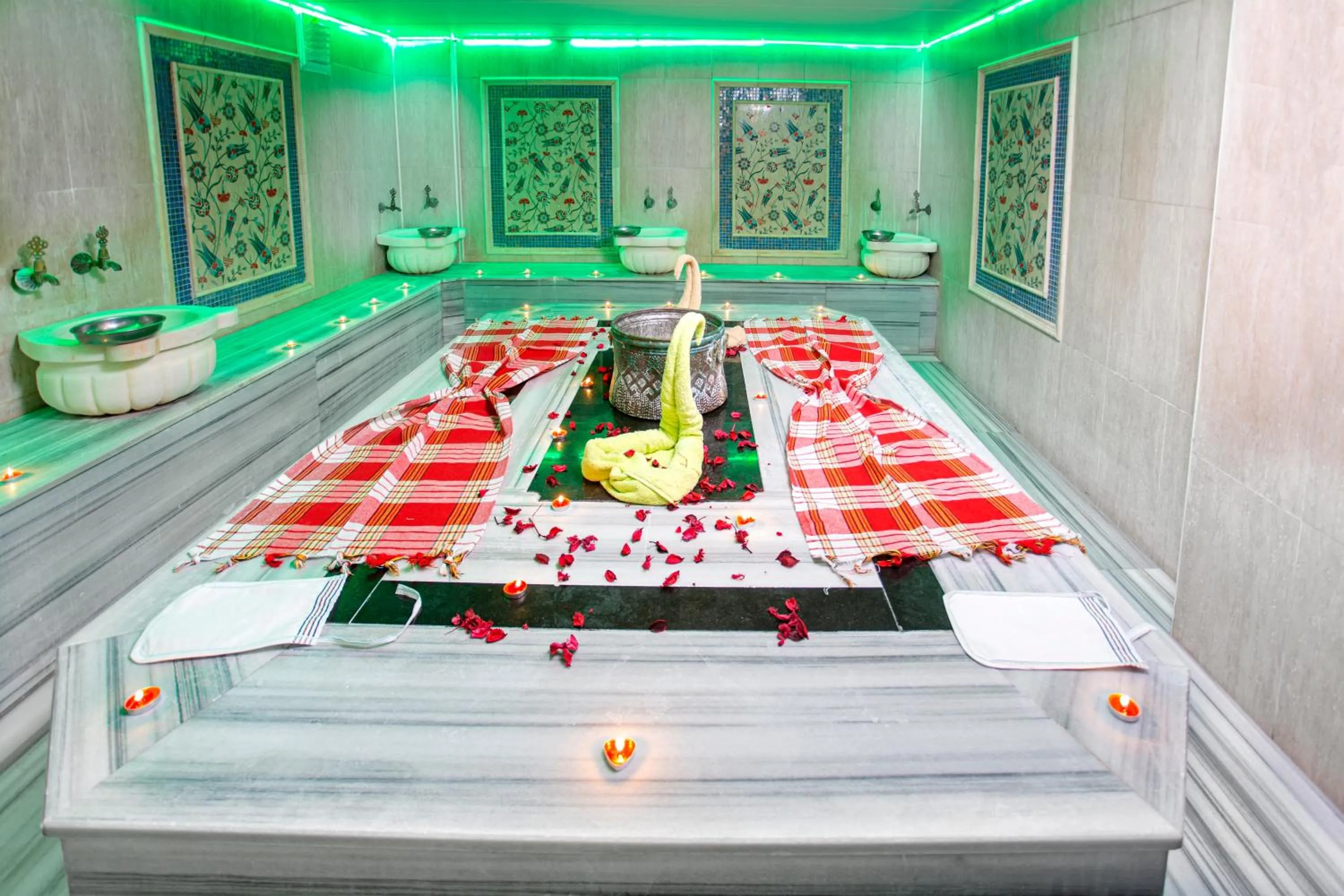 Public Bath in Irem Garden Hotel & Apartments