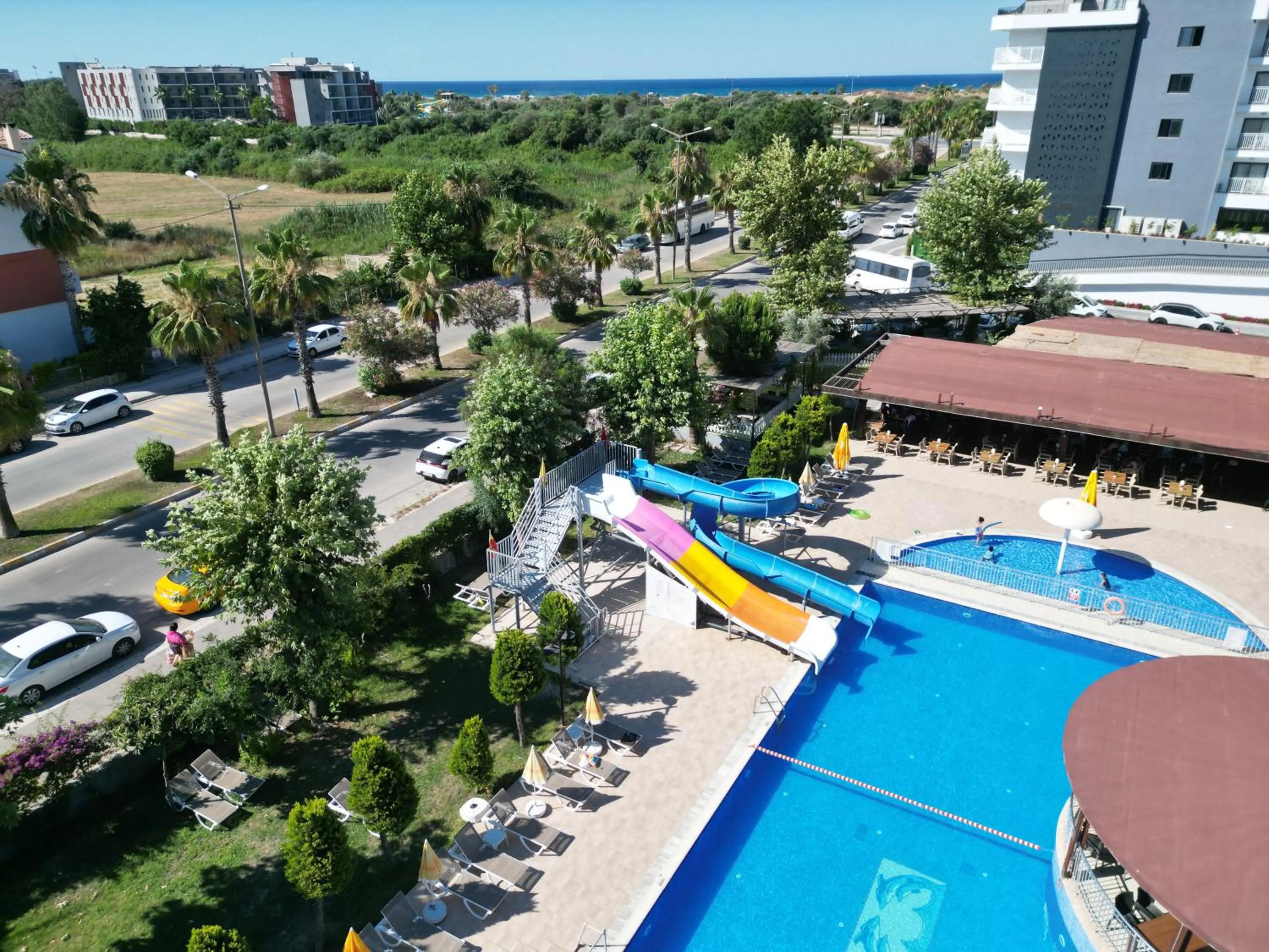 Swimming pool in Irem Garden Hotel & Apartments