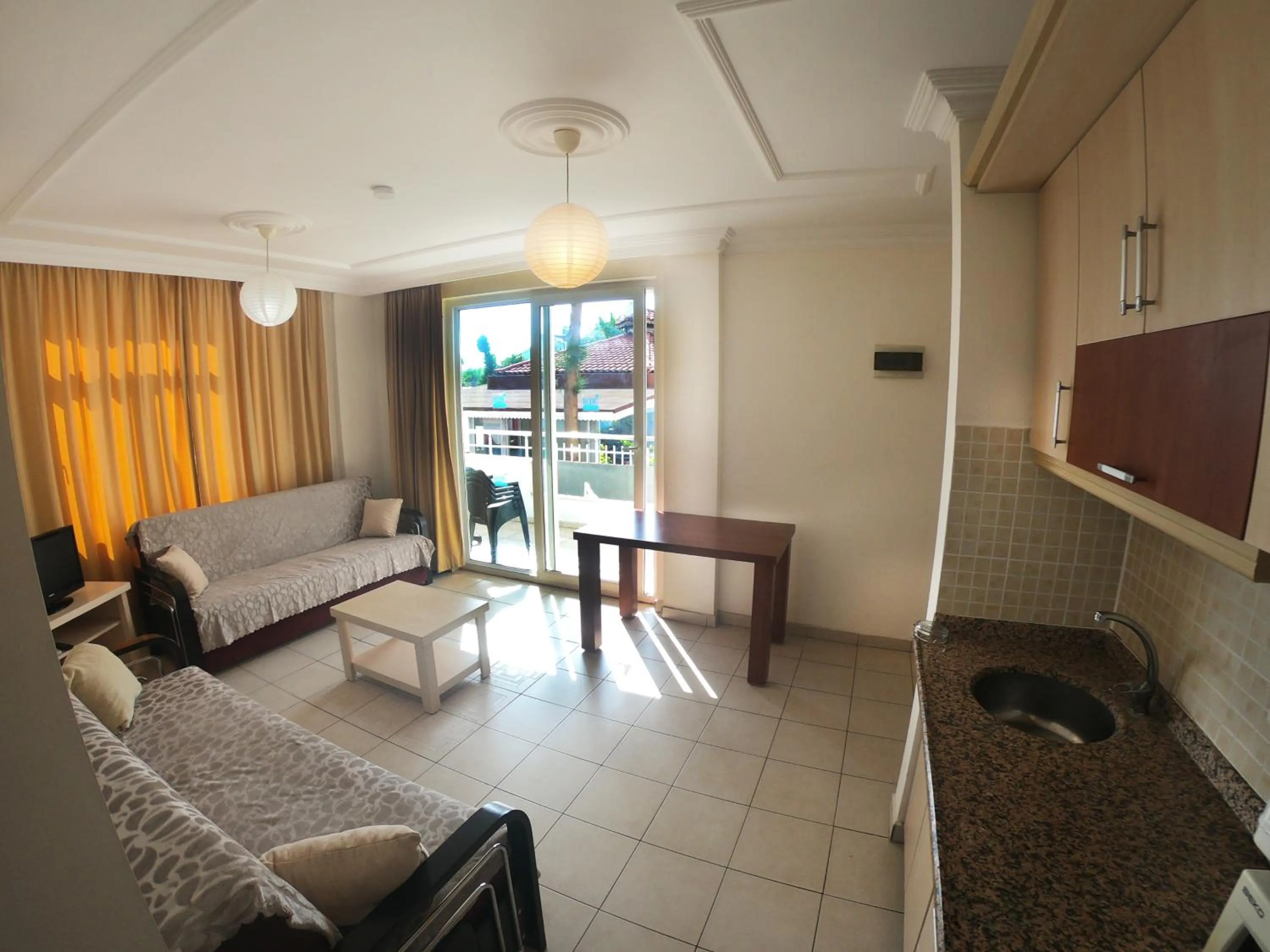 Living room in Irem Garden Hotel & Apartments