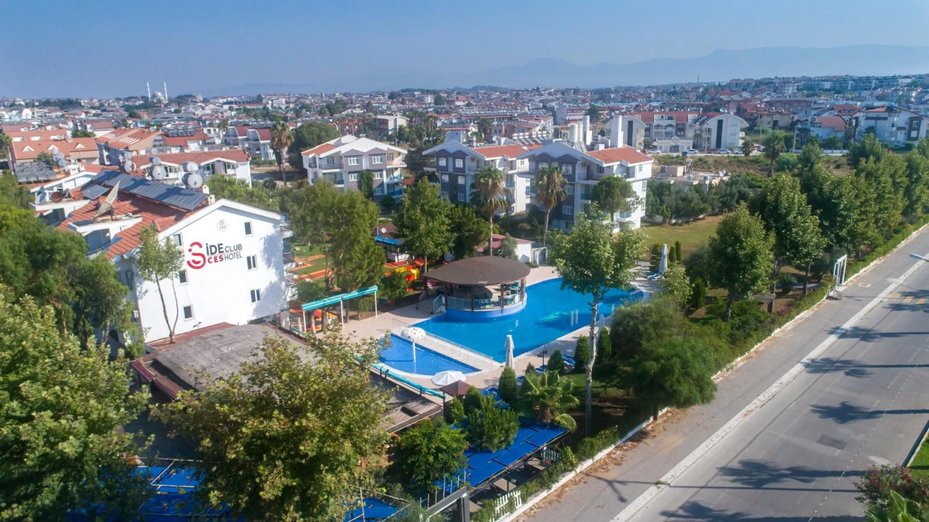 Property building in Irem Garden Hotel & Apartments