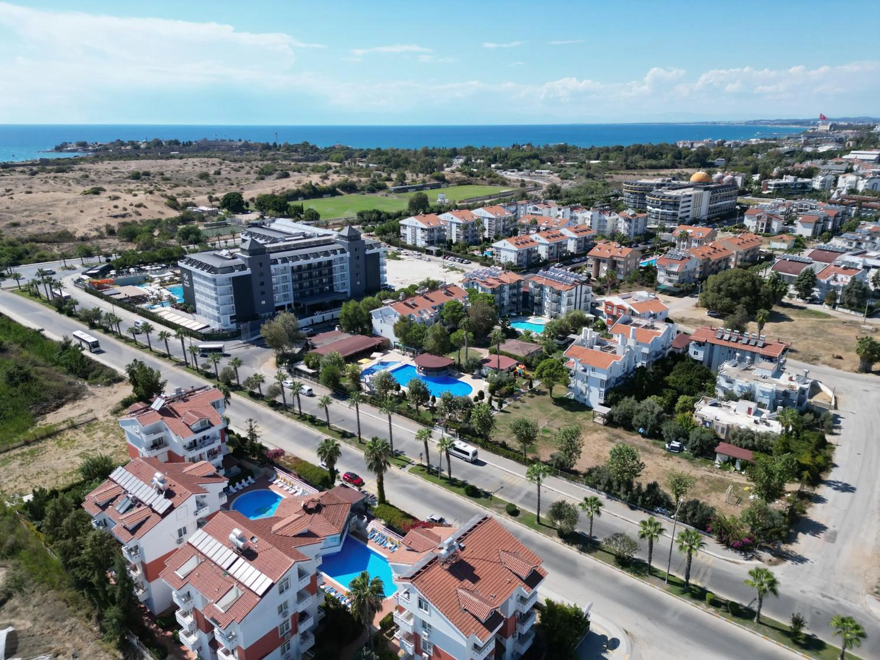 Property building in Irem Garden Hotel & Apartments