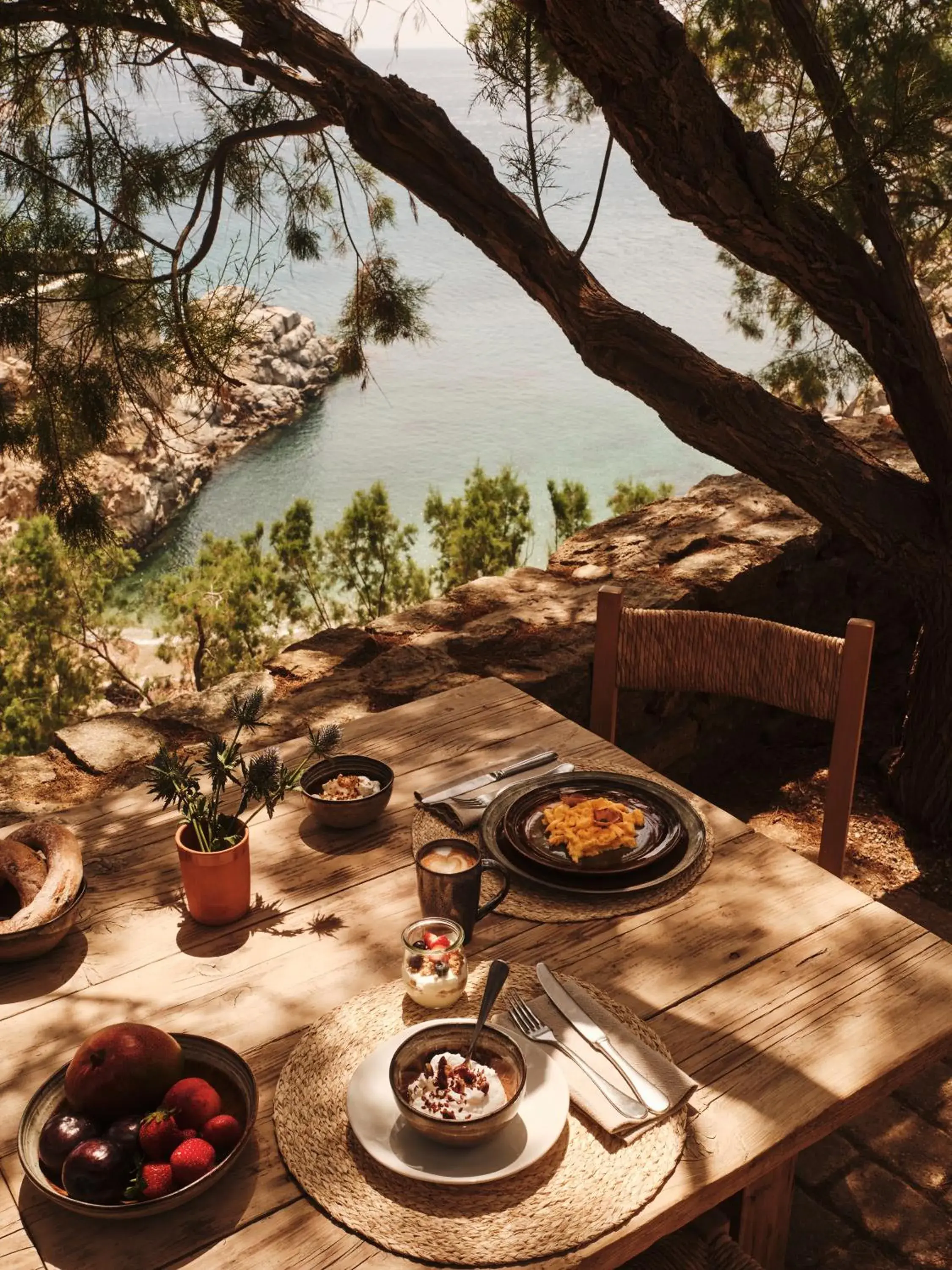 Food and drinks in The Wild by Interni Food and drinks in The Wild by Interni