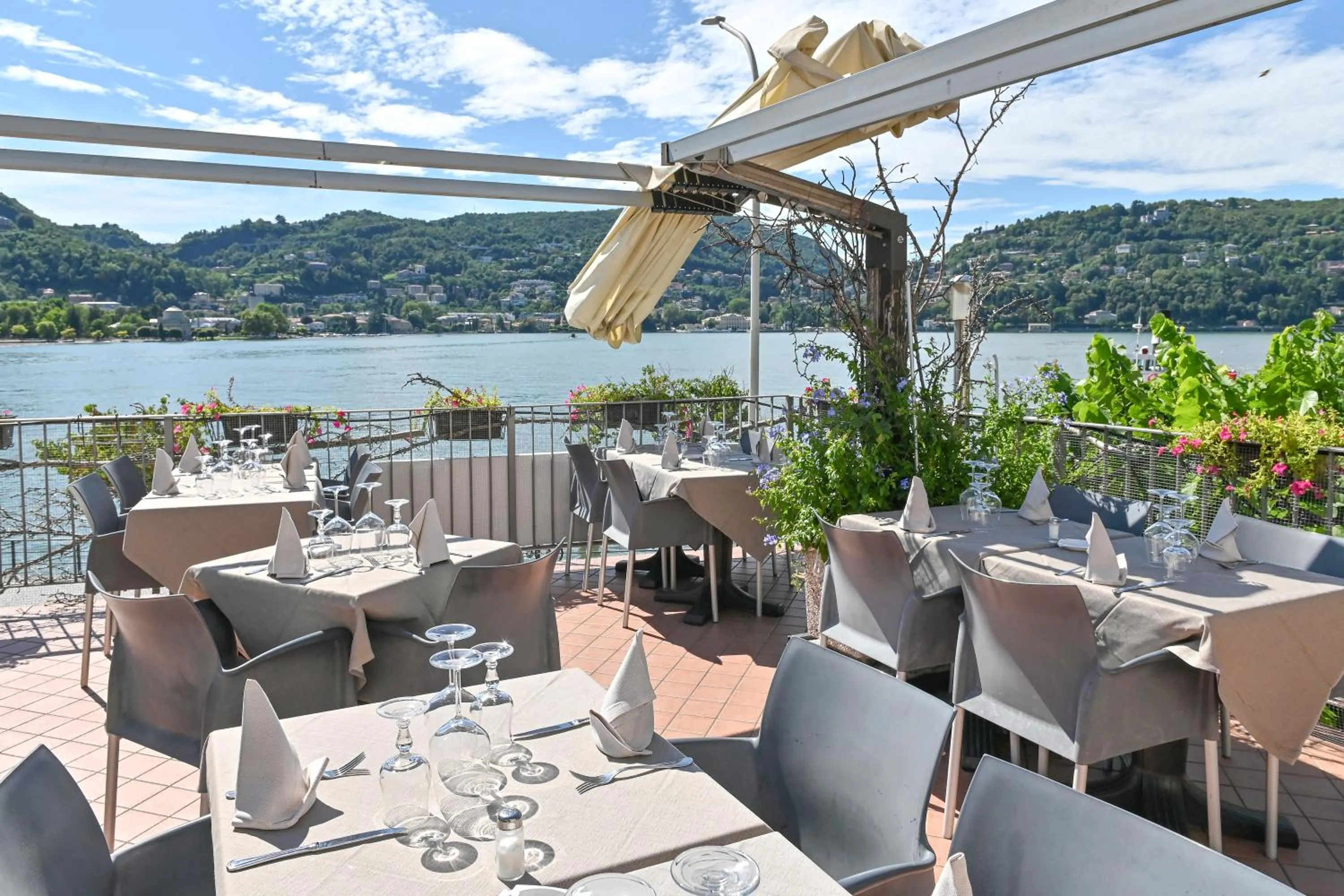 Patio in Hotel Marco's