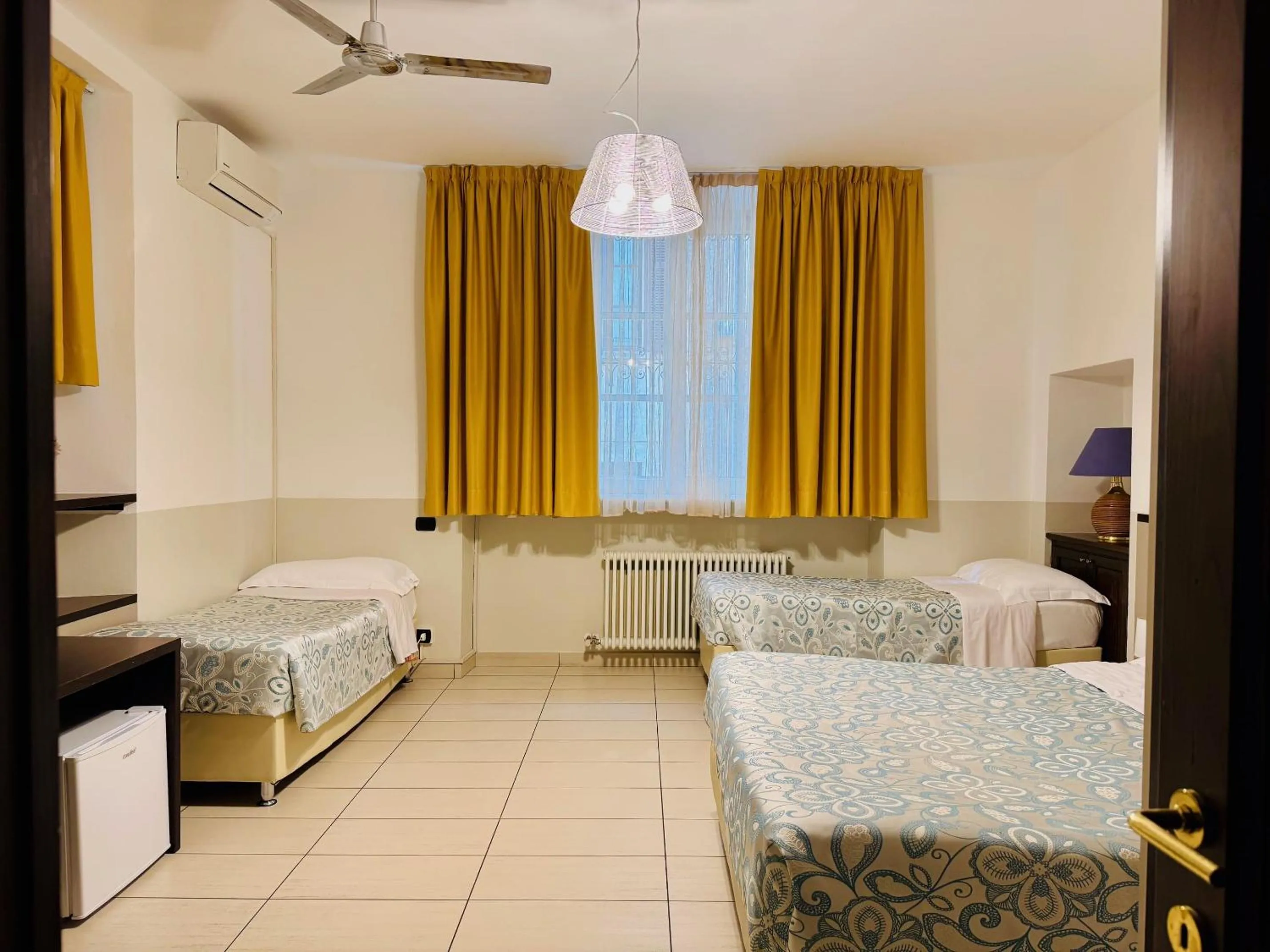 Photo of the whole room, Bed in Hotel Marco's