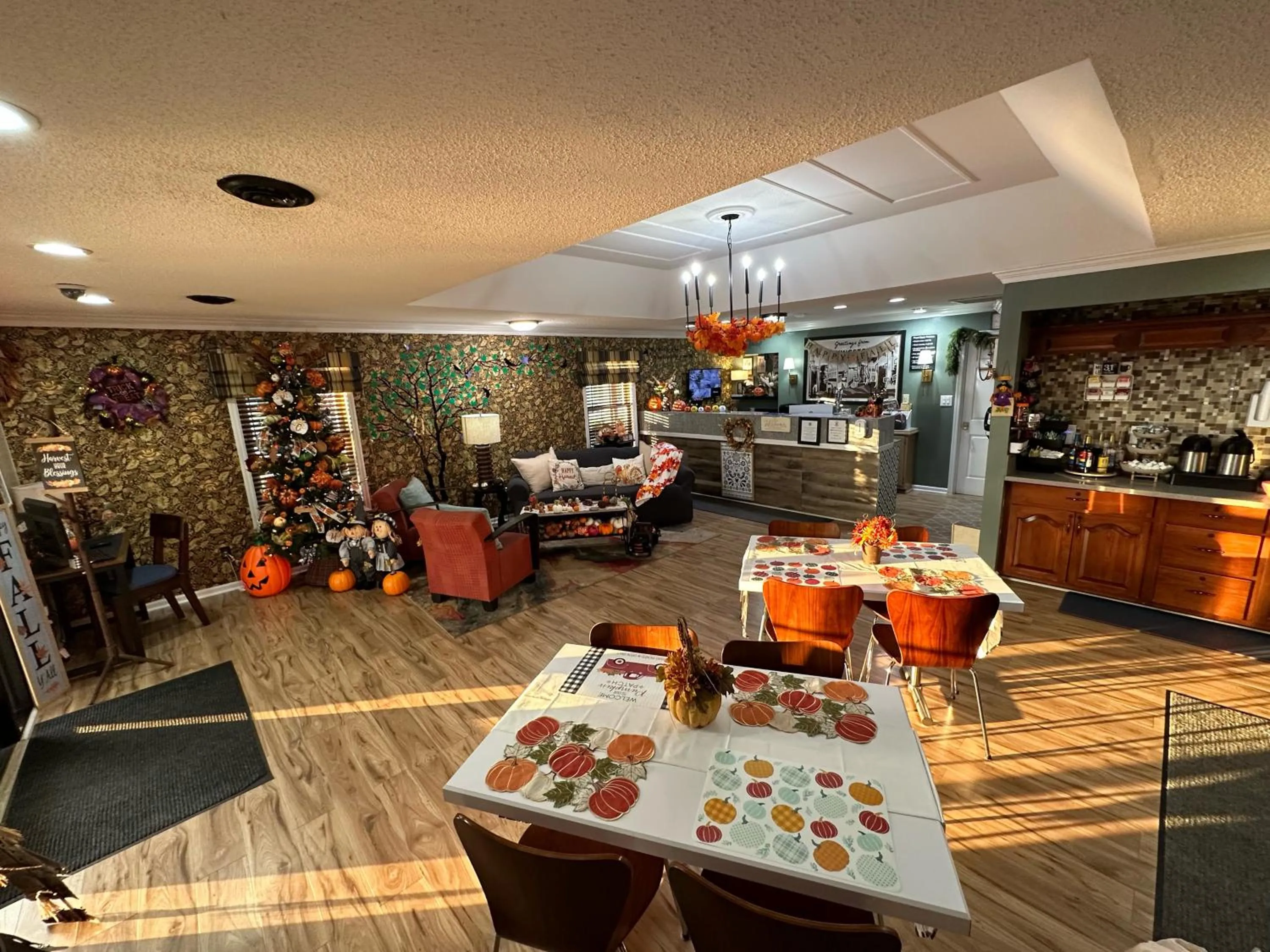 Lobby or reception in Super 8 by Wyndham Kingston