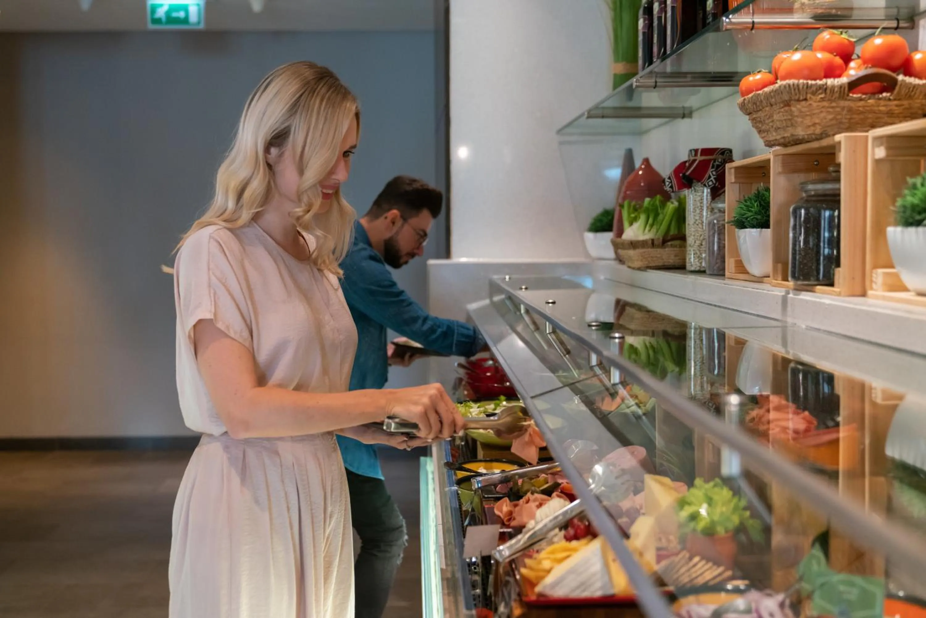 Buffet breakfast in Centro Al Manhal by Rotana