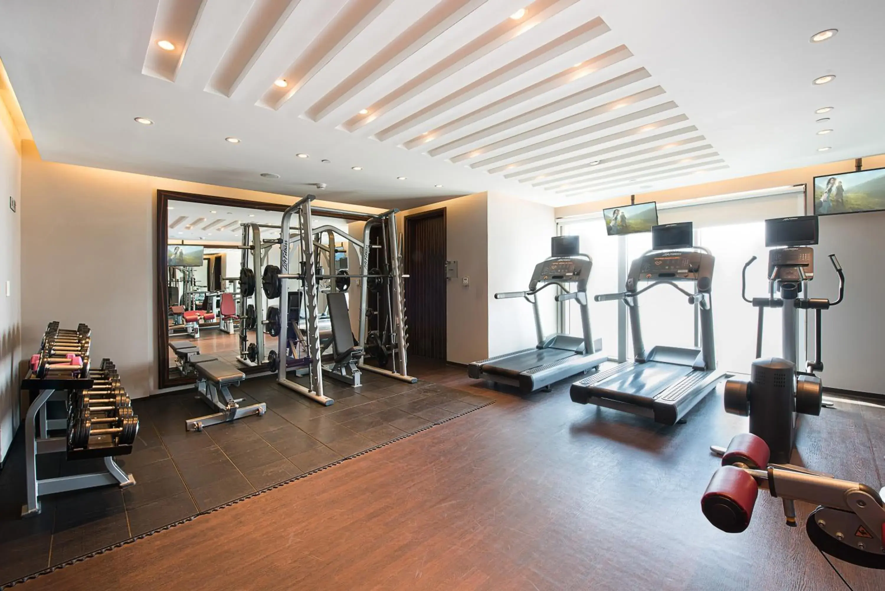 Fitness centre/facilities in Centro Al Manhal by Rotana Fitness centre/facilities in Centro Al Manhal by Rotana