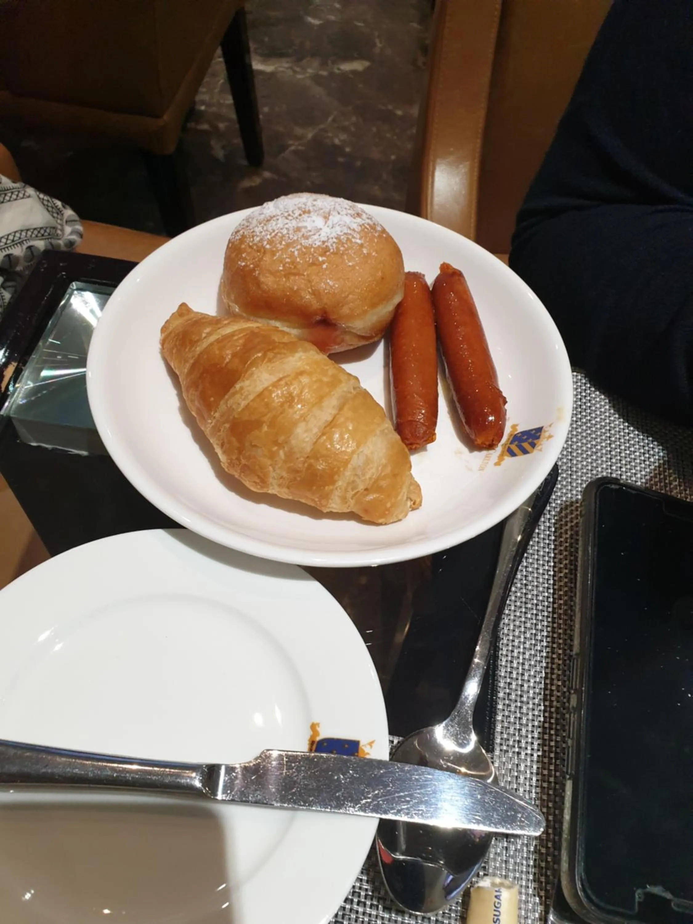 Breakfast in The Wells Carlton