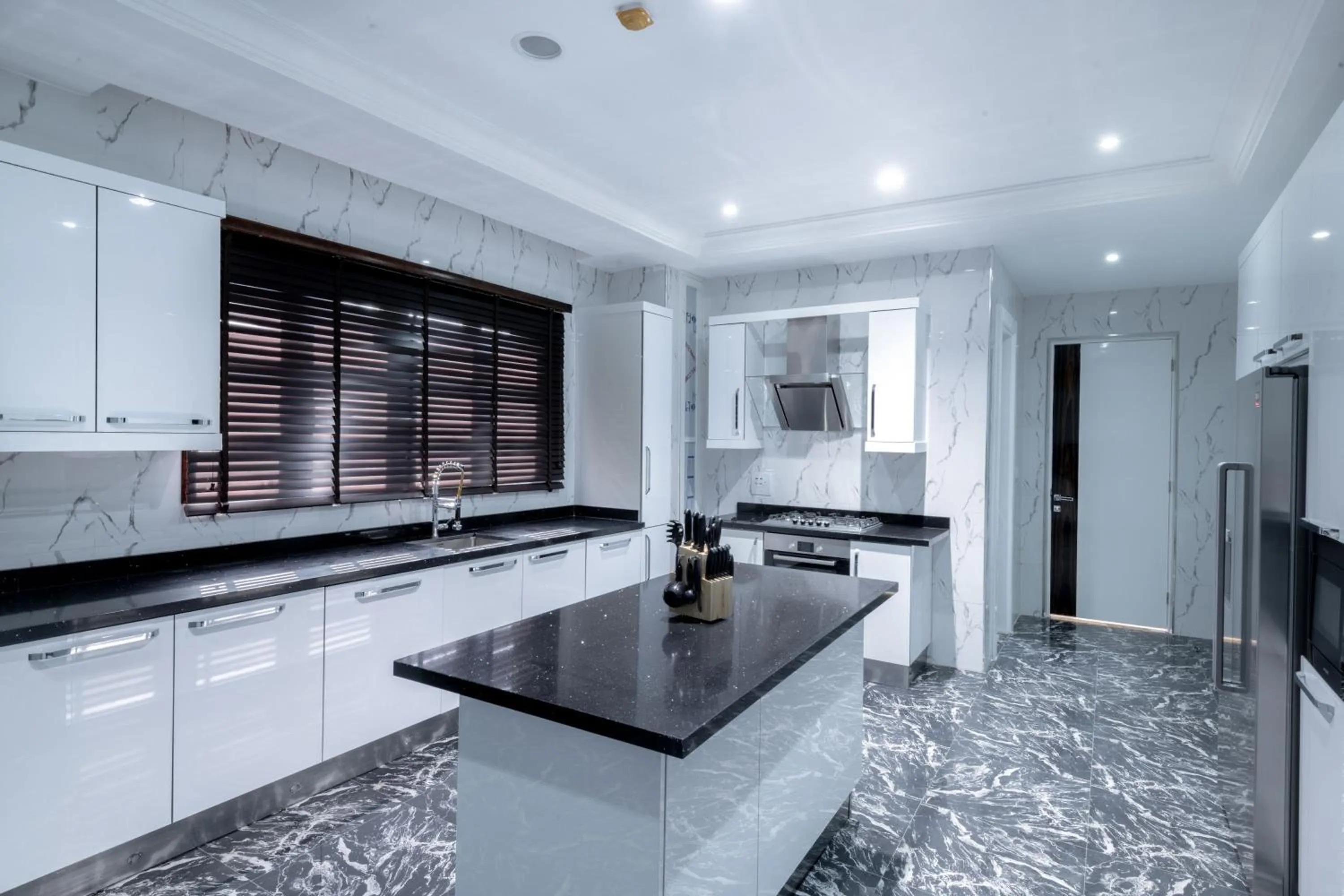 Kitchen or kitchenette in The Wells Carlton