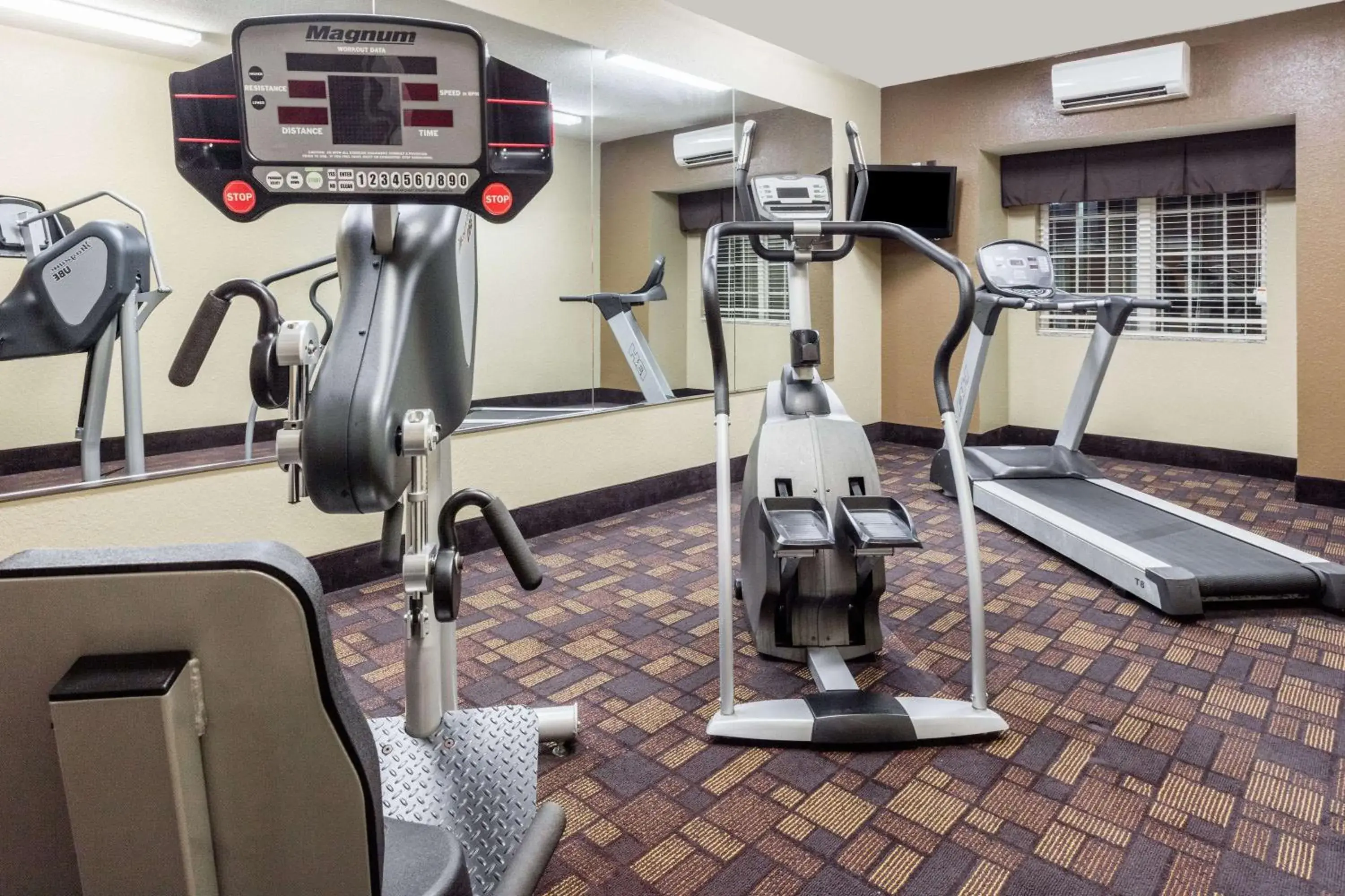 Fitness centre/facilities in Microtel Inn & Suites by Wyndham Macon Fitness centre/facilities in Microtel Inn & Suites by Wyndham Macon