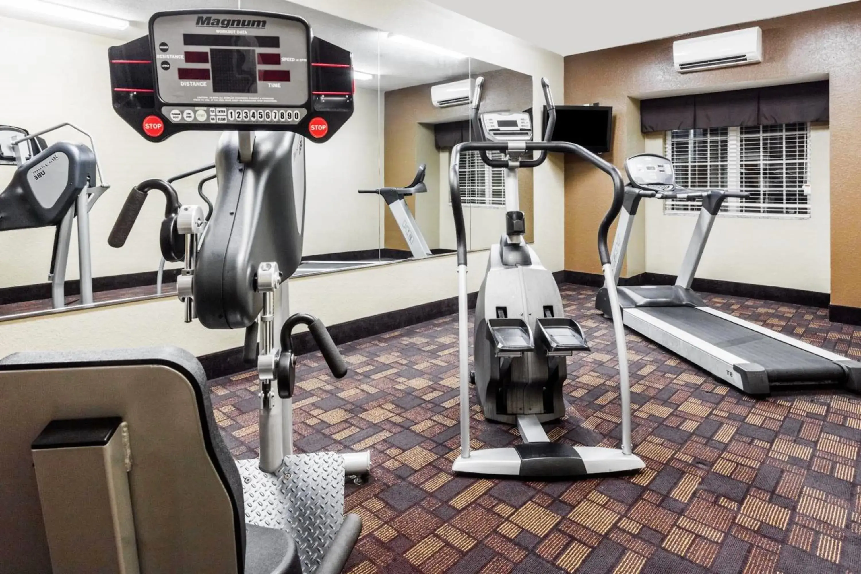 Fitness centre/facilities in Microtel Inn & Suites by Wyndham Macon Fitness centre/facilities in Microtel Inn & Suites by Wyndham Macon