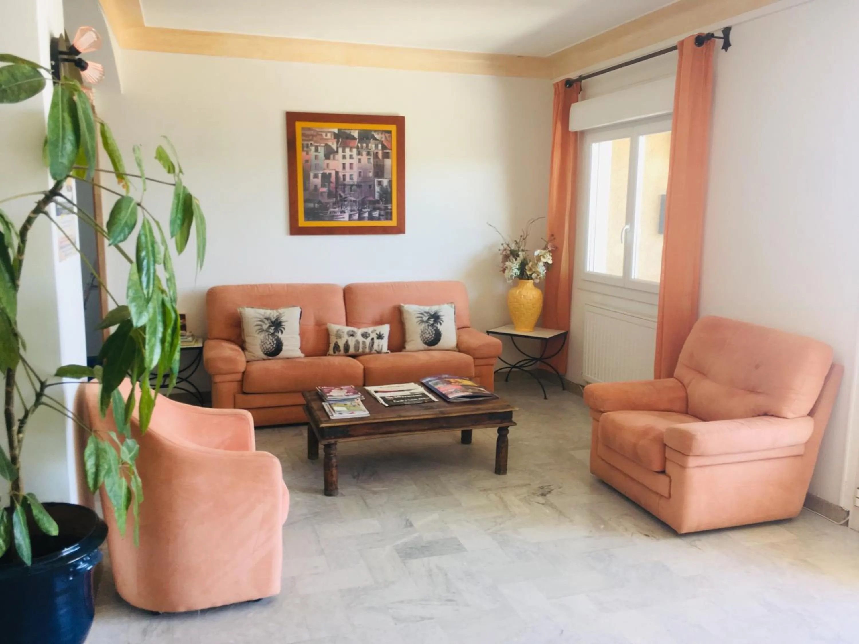 Lobby or reception in L'Isula Rossa