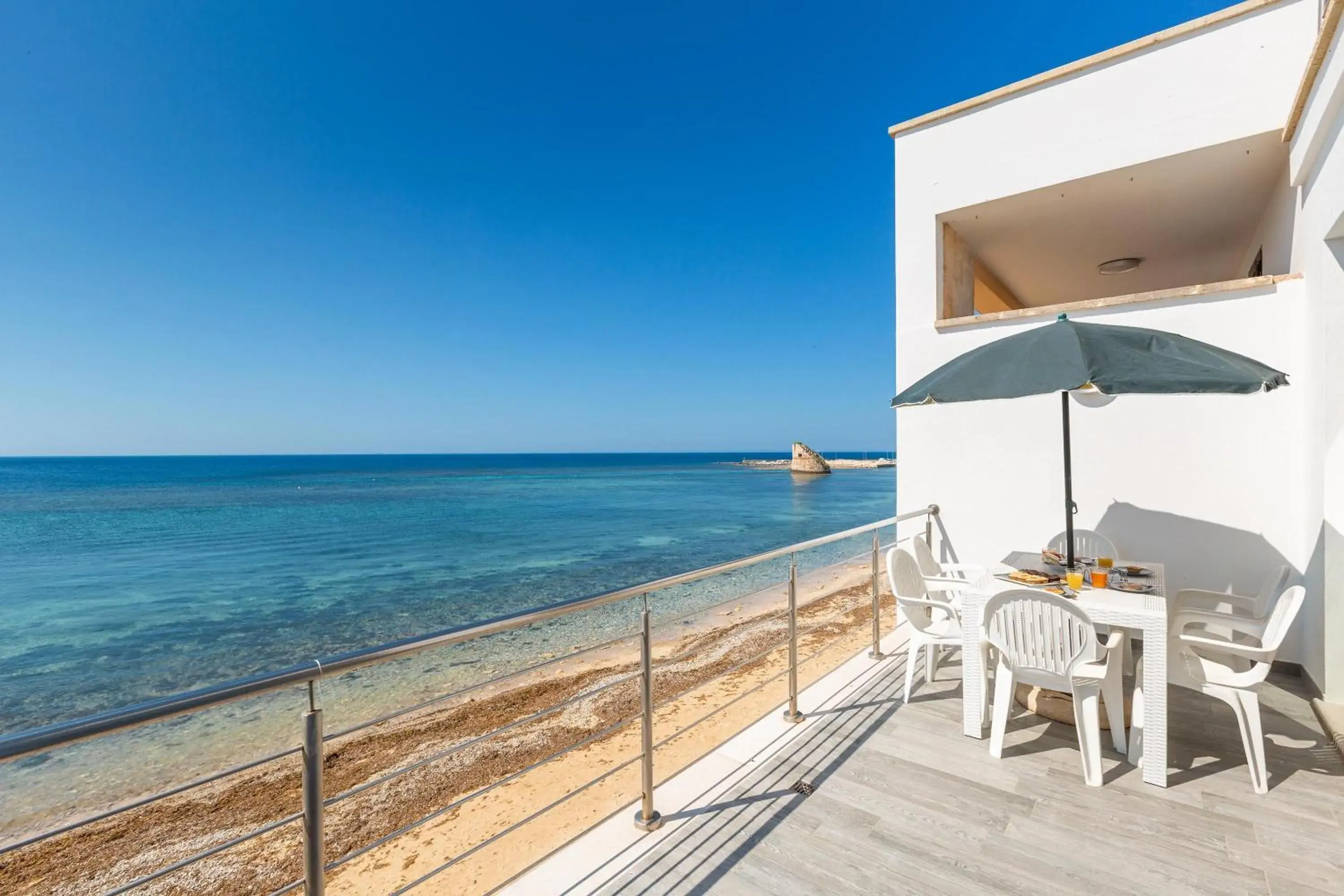 Un sogno sul mare by BarbarHouse Un sogno sul mare by BarbarHouse