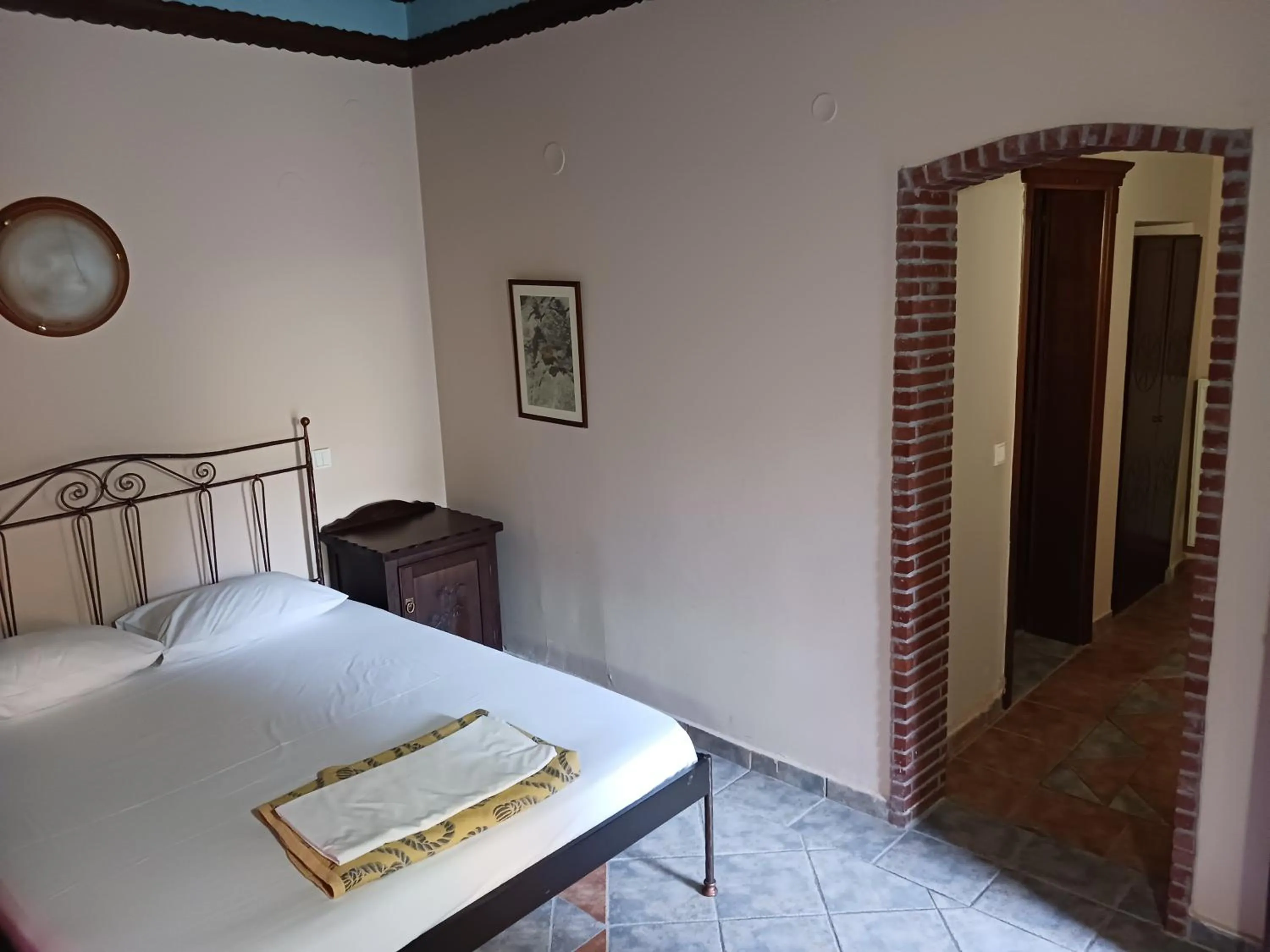 Bed in Hotel Nemesis