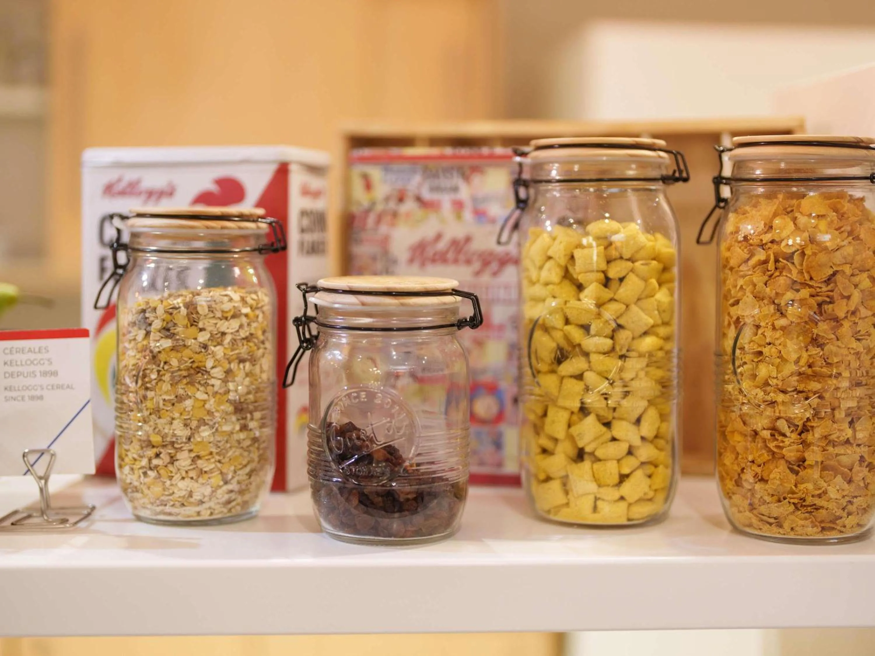 Breakfast in ibis budget Saint-Quentin Centre Gare