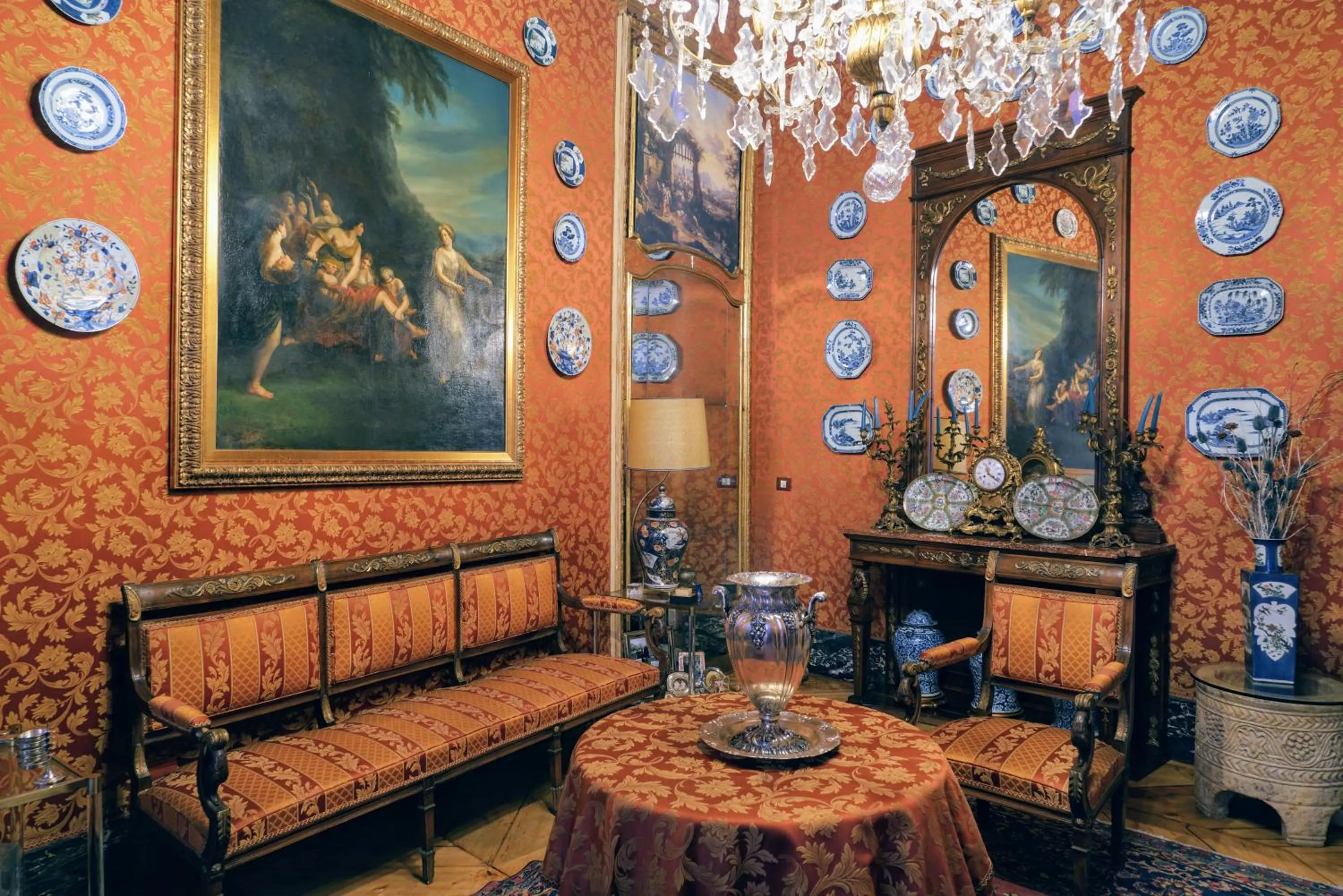 Communal lounge/ TV room in Turin Art Experience Bed & Breakfast