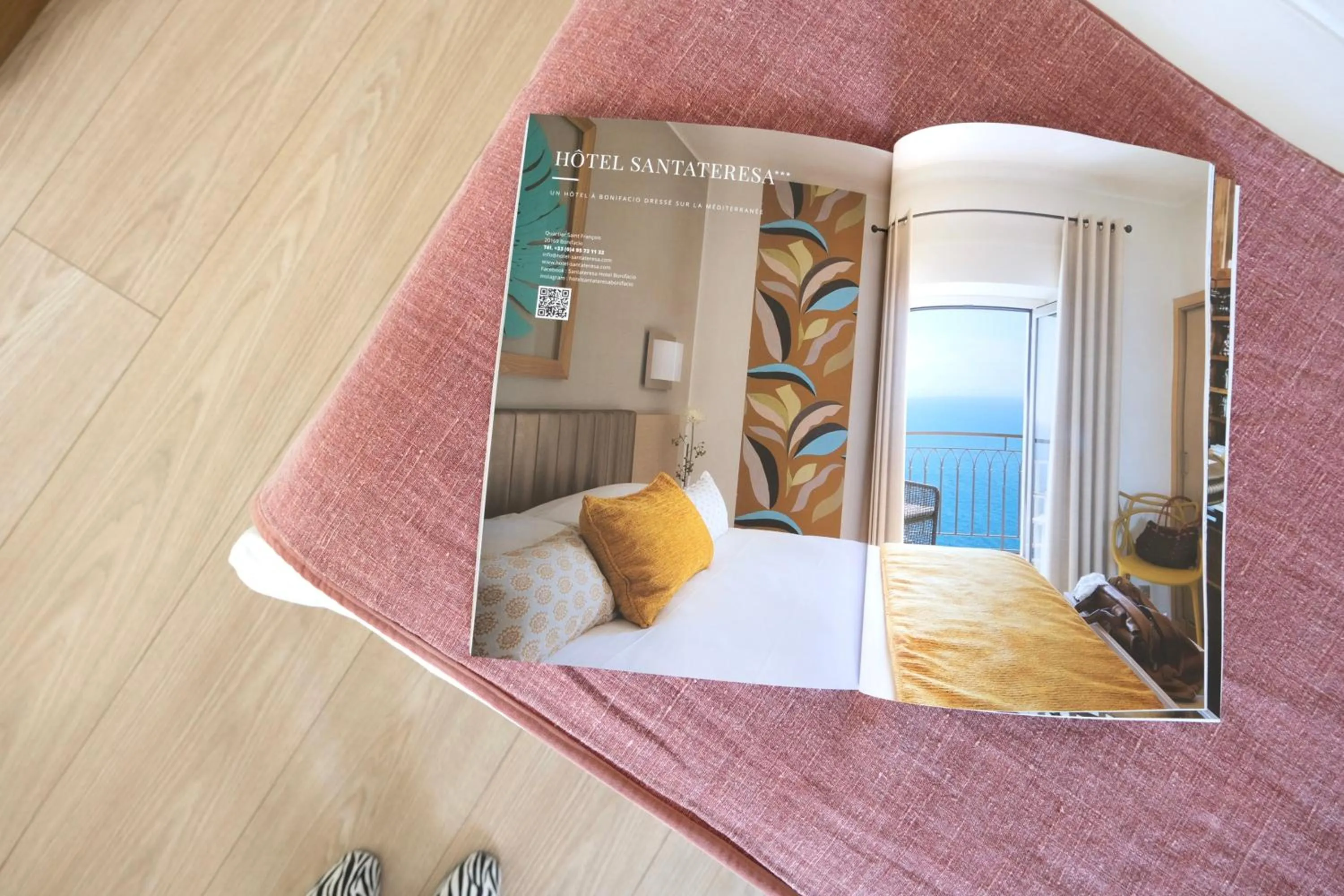 Bedroom, Bed in Santateresa