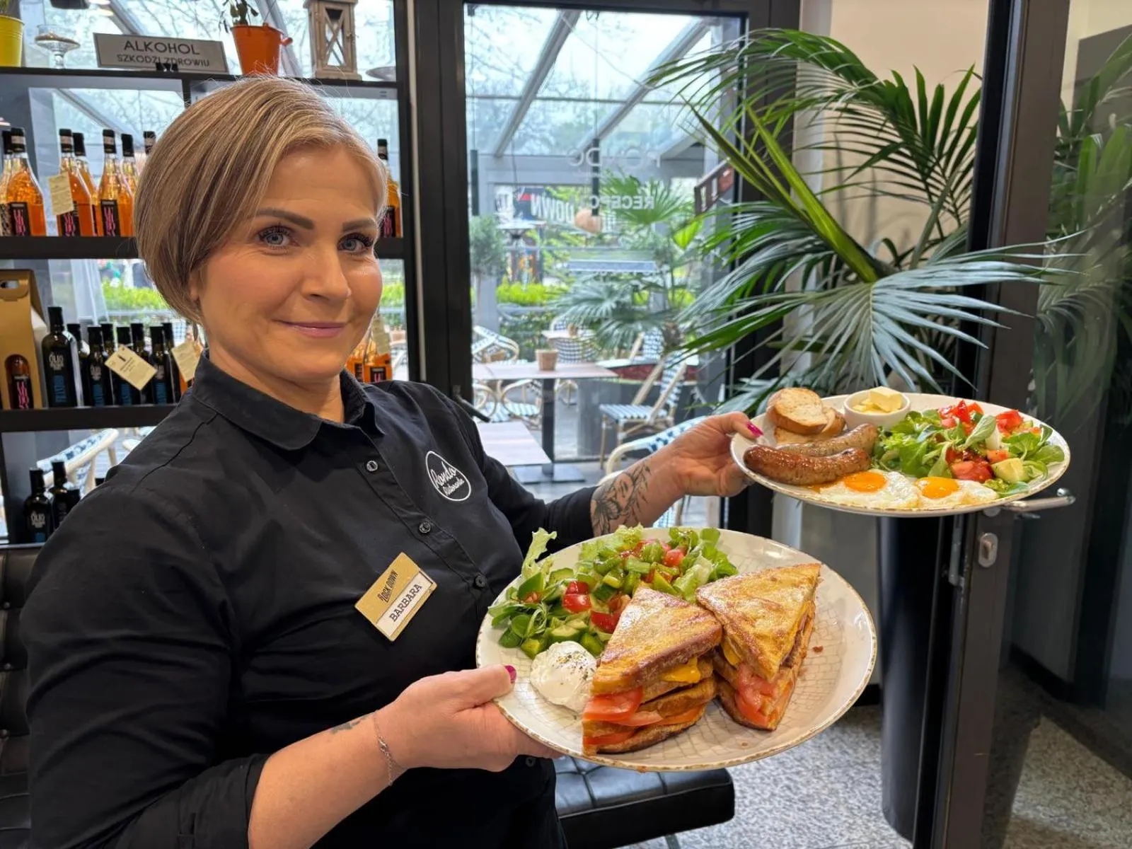 Restaurant/places to eat in Apartamenty Rondo