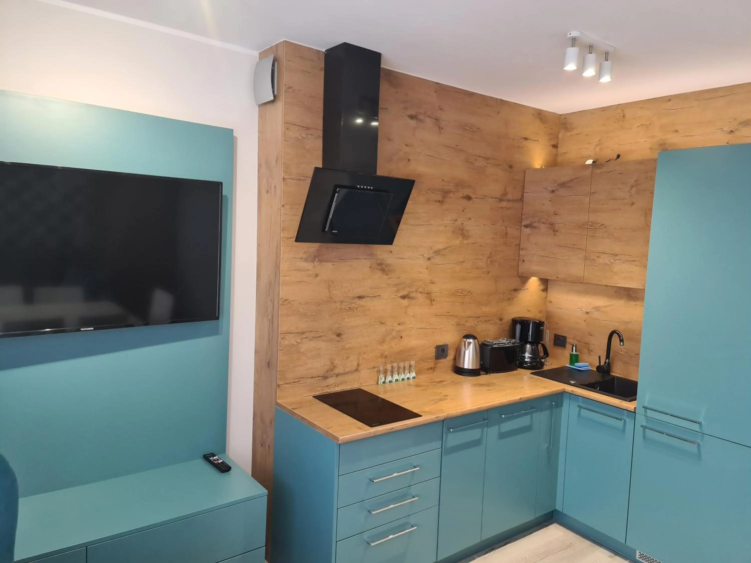 Restaurant/places to eat in Apartamenty Rondo