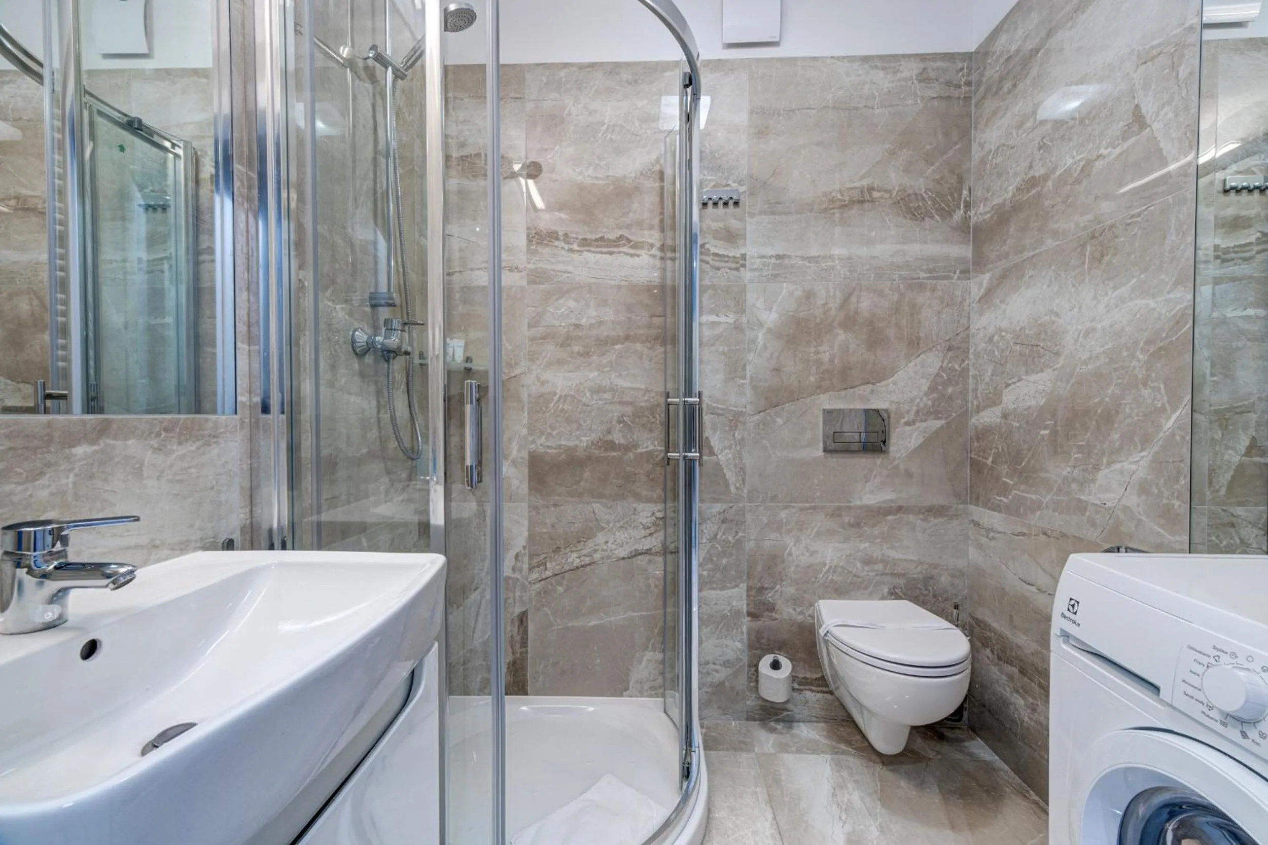 Shower in Apartamenty Rondo
