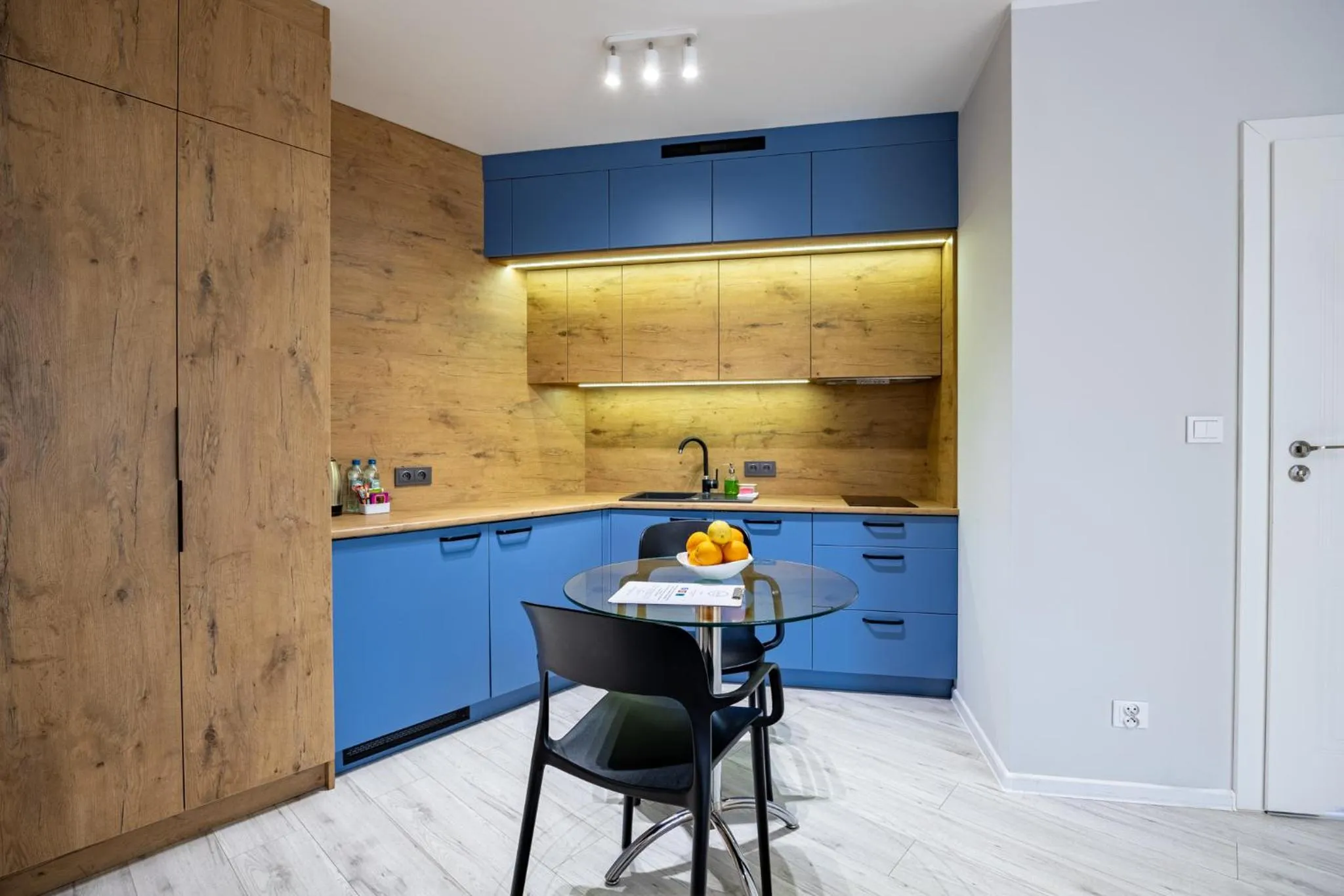 Kitchen or kitchenette in Apartamenty Rondo