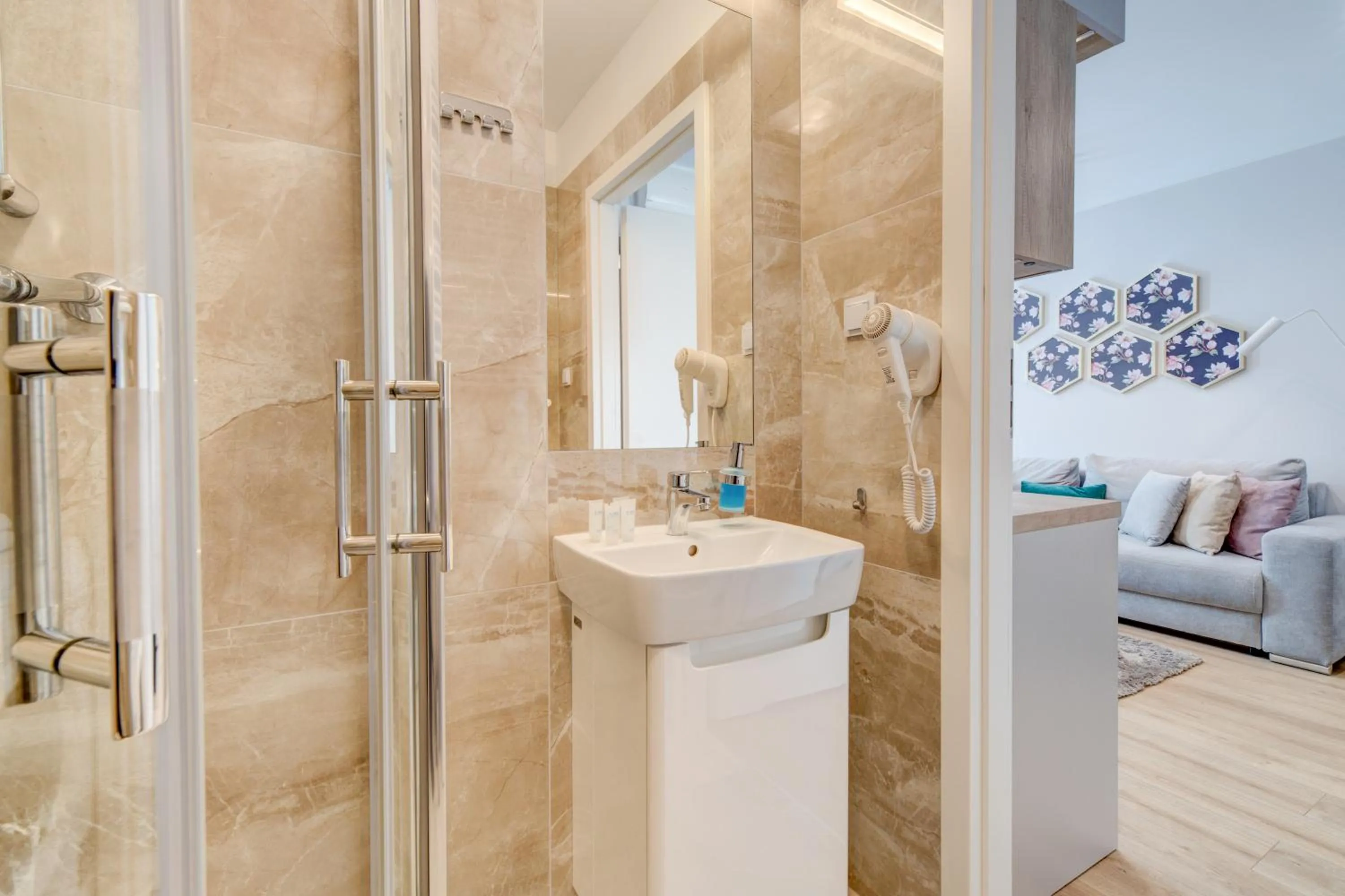 Shower in Apartamenty Rondo