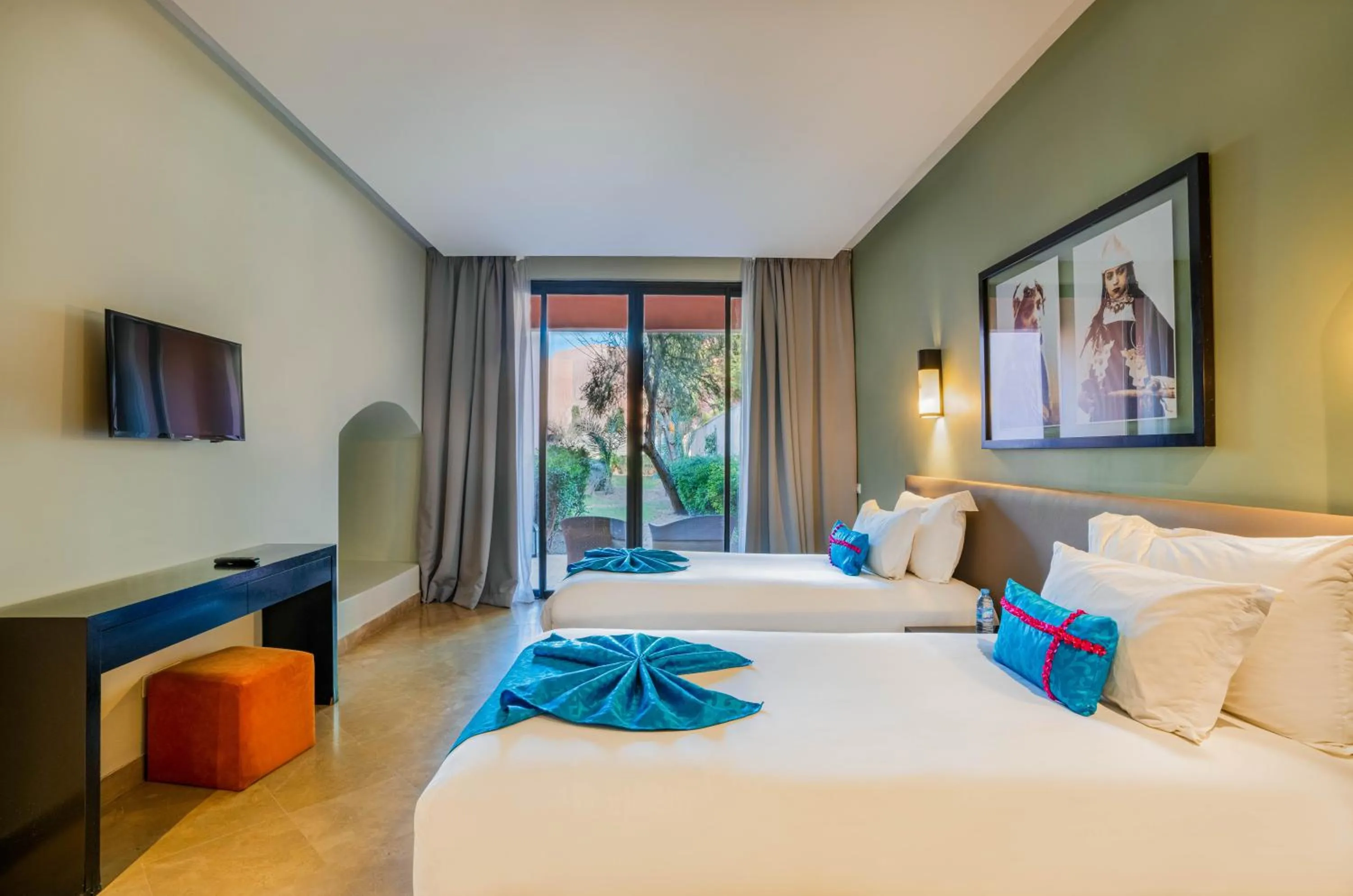 Bedroom, Bed in Al Maaden Villa Hotel & Spa