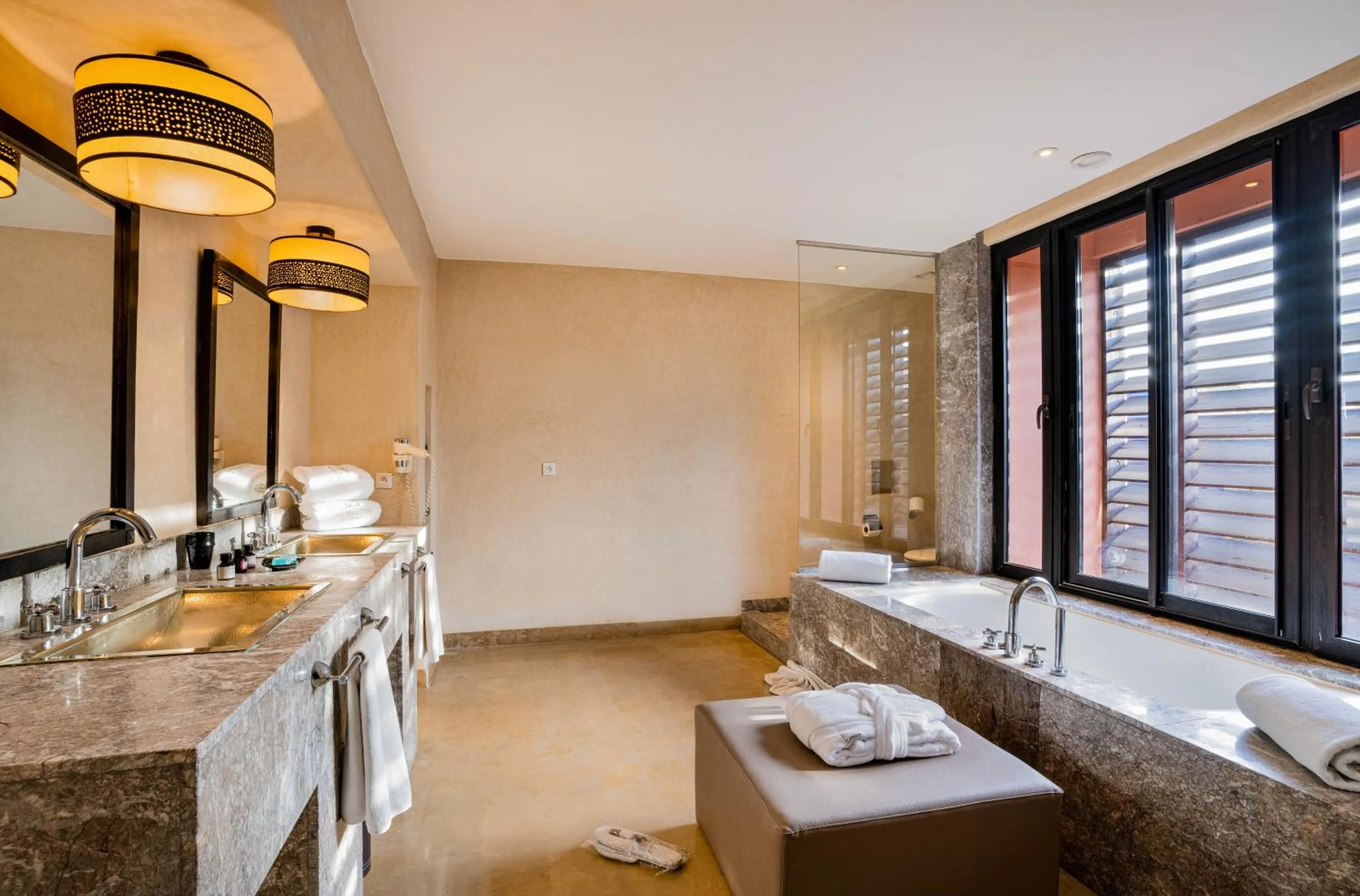 Bathroom, Bed in Al Maaden Villa Hotel & Spa