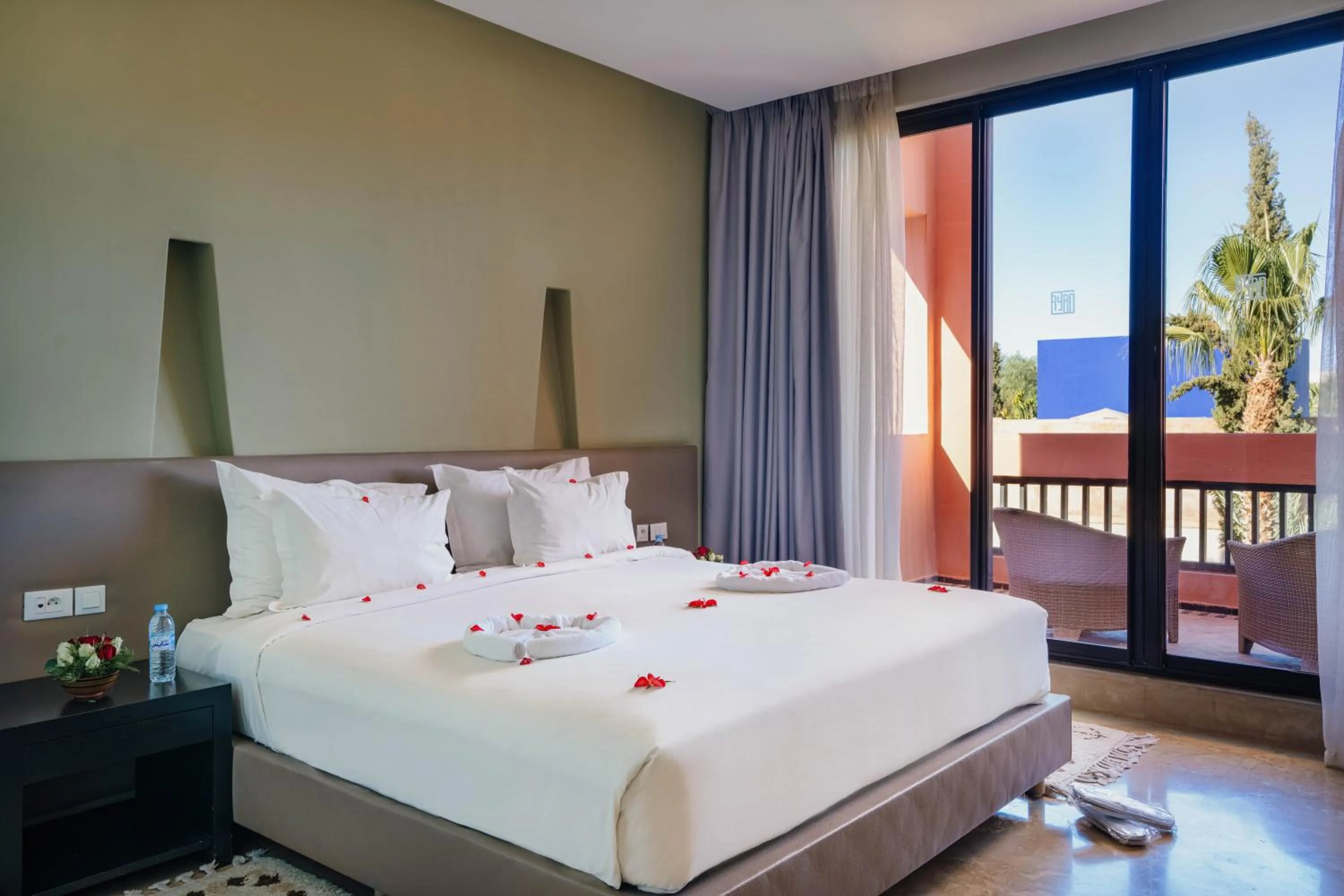 Bedroom, Bed in Al Maaden Villa Hotel & Spa