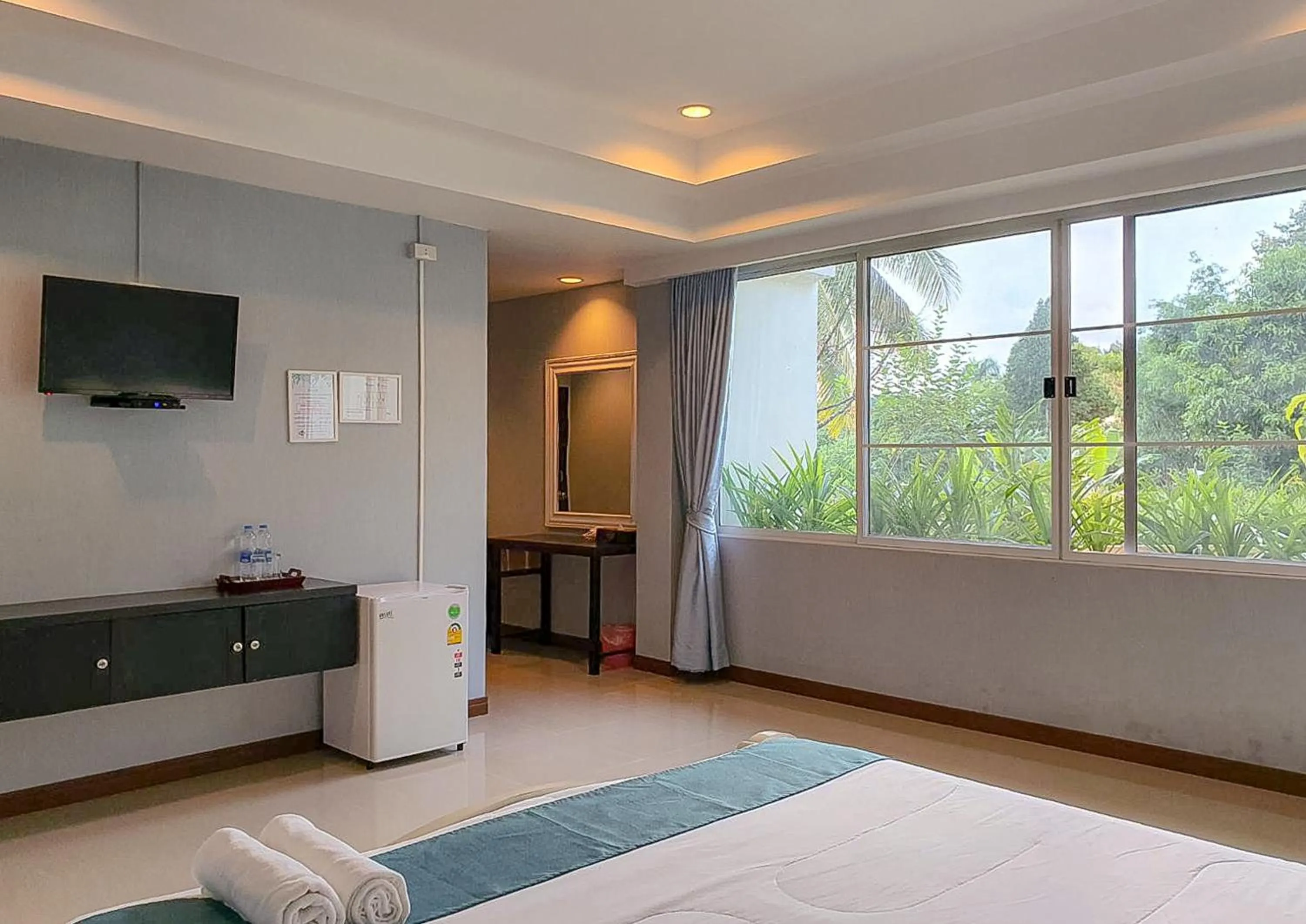 Bedroom, Bed in Phornpailin Riverside Resort