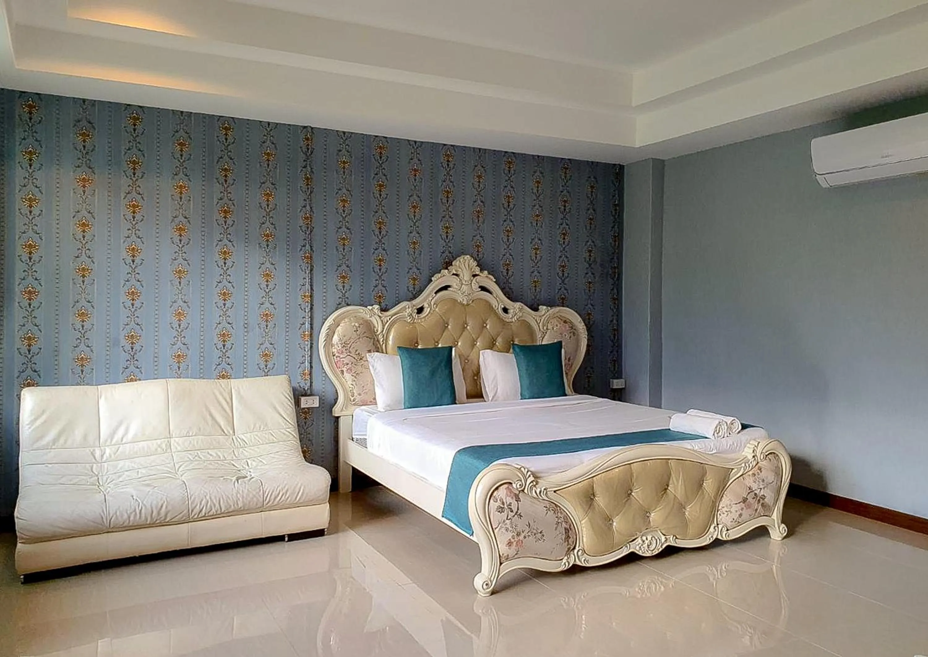 Bedroom, Bed in Phornpailin Riverside Resort