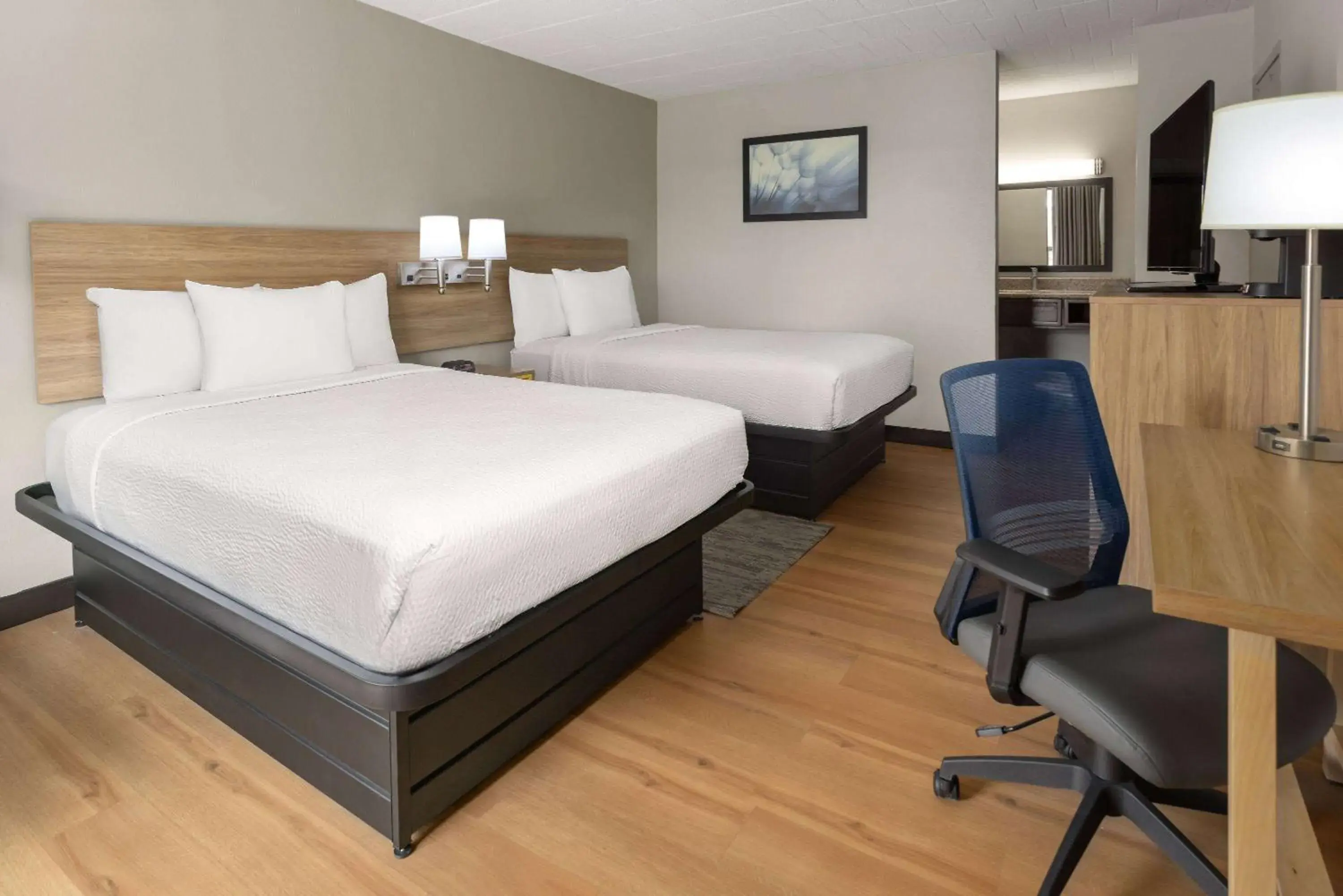 Photo of the whole room in Days Inn by Wyndham Pottstown Photo of the whole room in Days Inn by Wyndham Pottstown