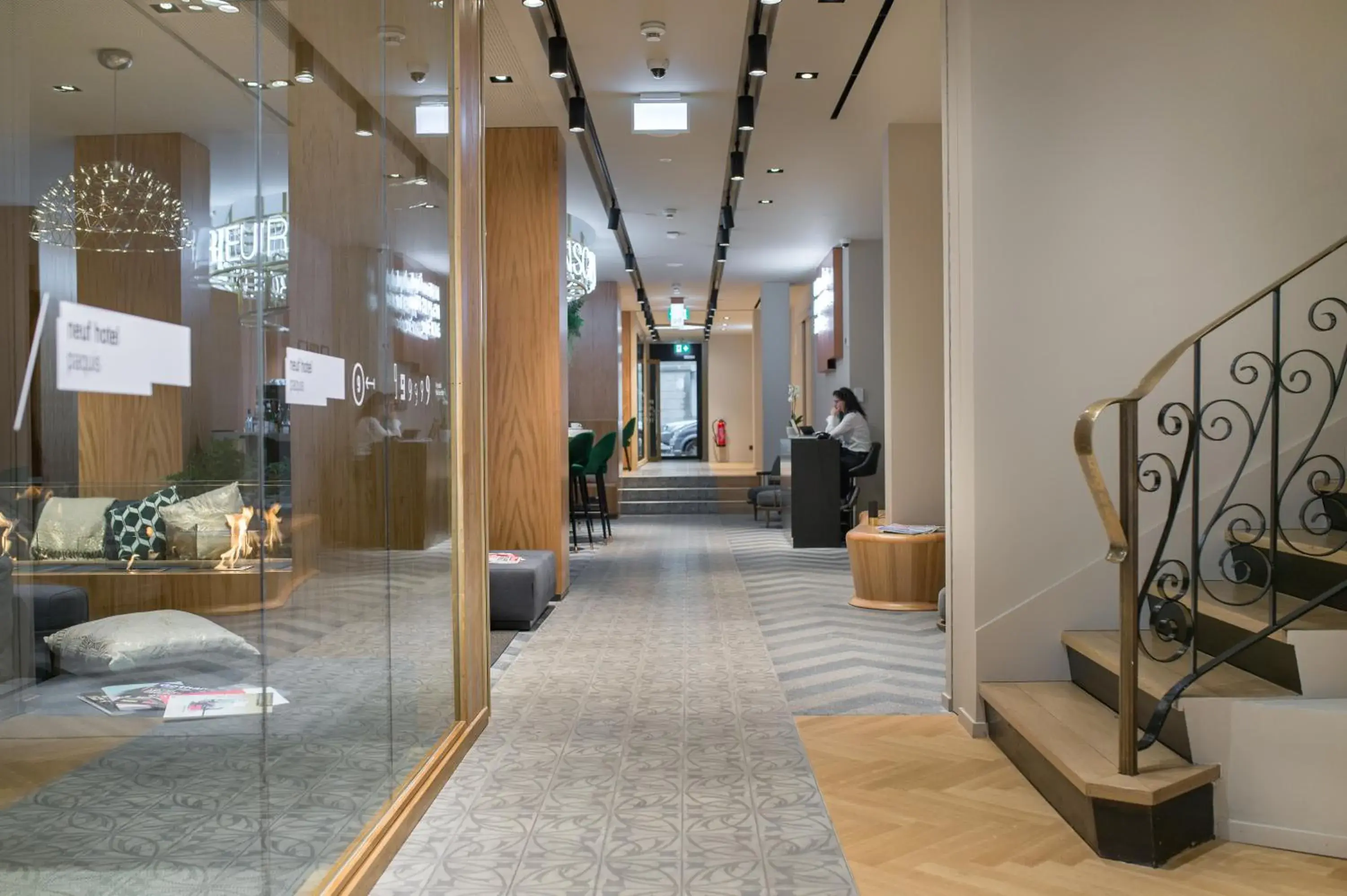 Facade/entrance in 9Hotel Paquis Facade/entrance in 9Hotel Paquis