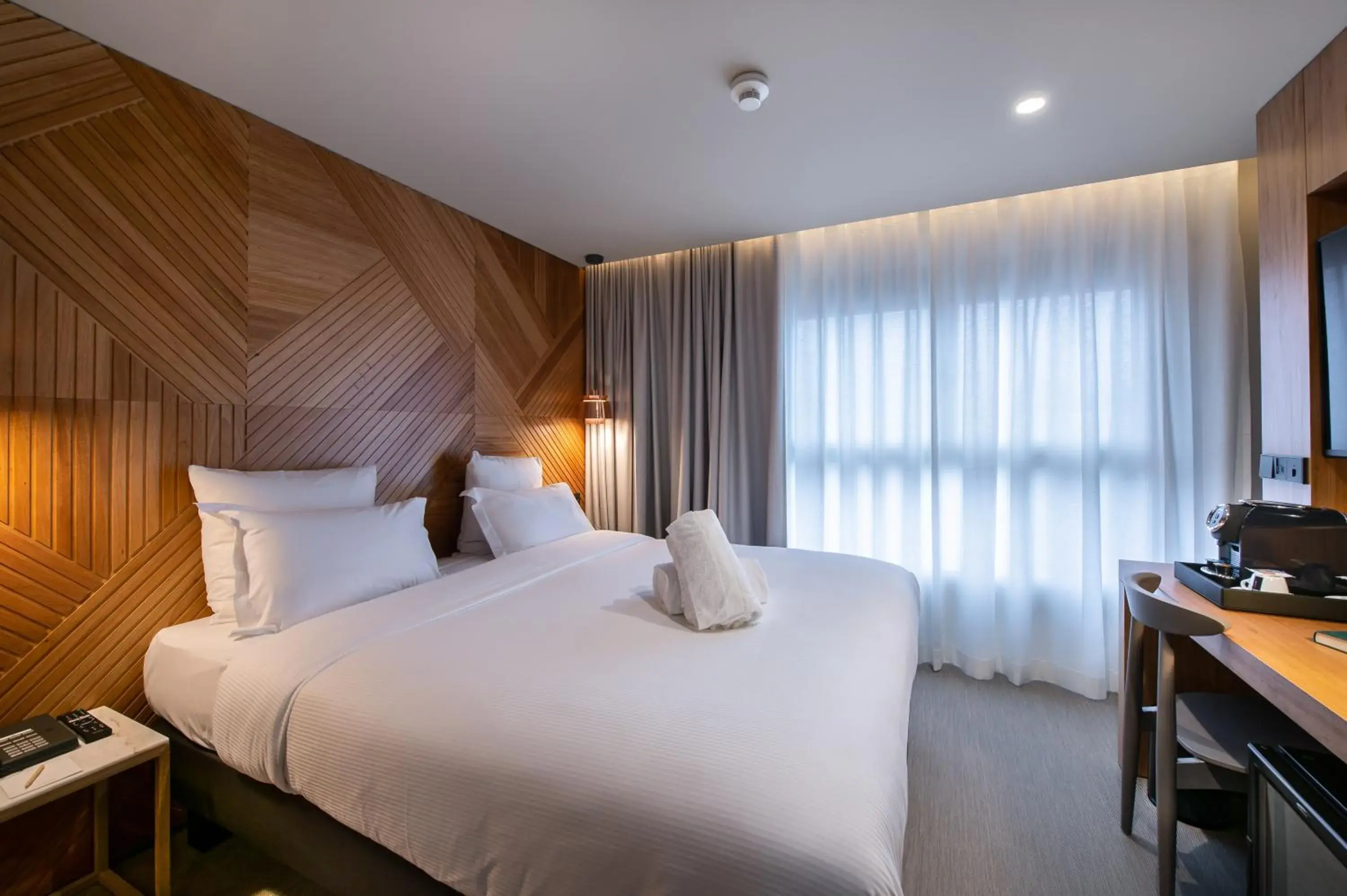 Bed in 9Hotel Paquis Bed in 9Hotel Paquis