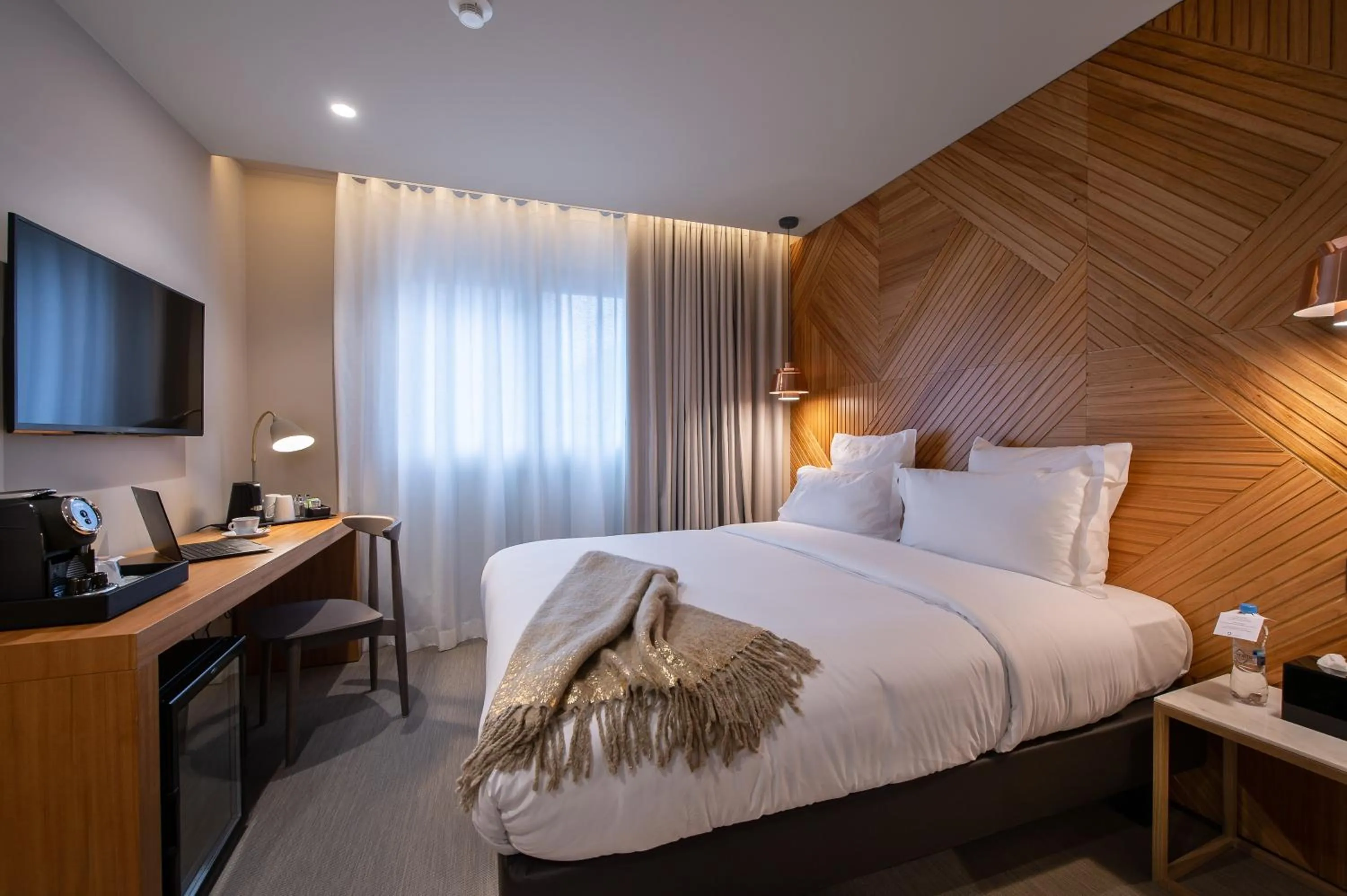 Superior Double Room in 9Hotel Paquis