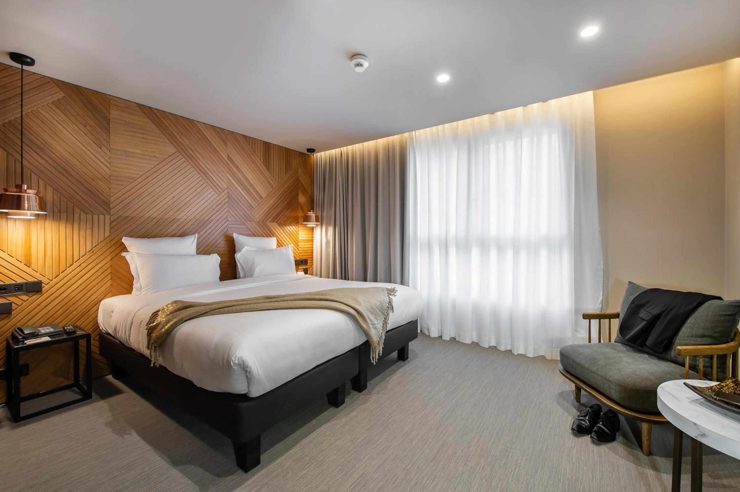 Photo of the whole room, Bed in 9Hotel Paquis