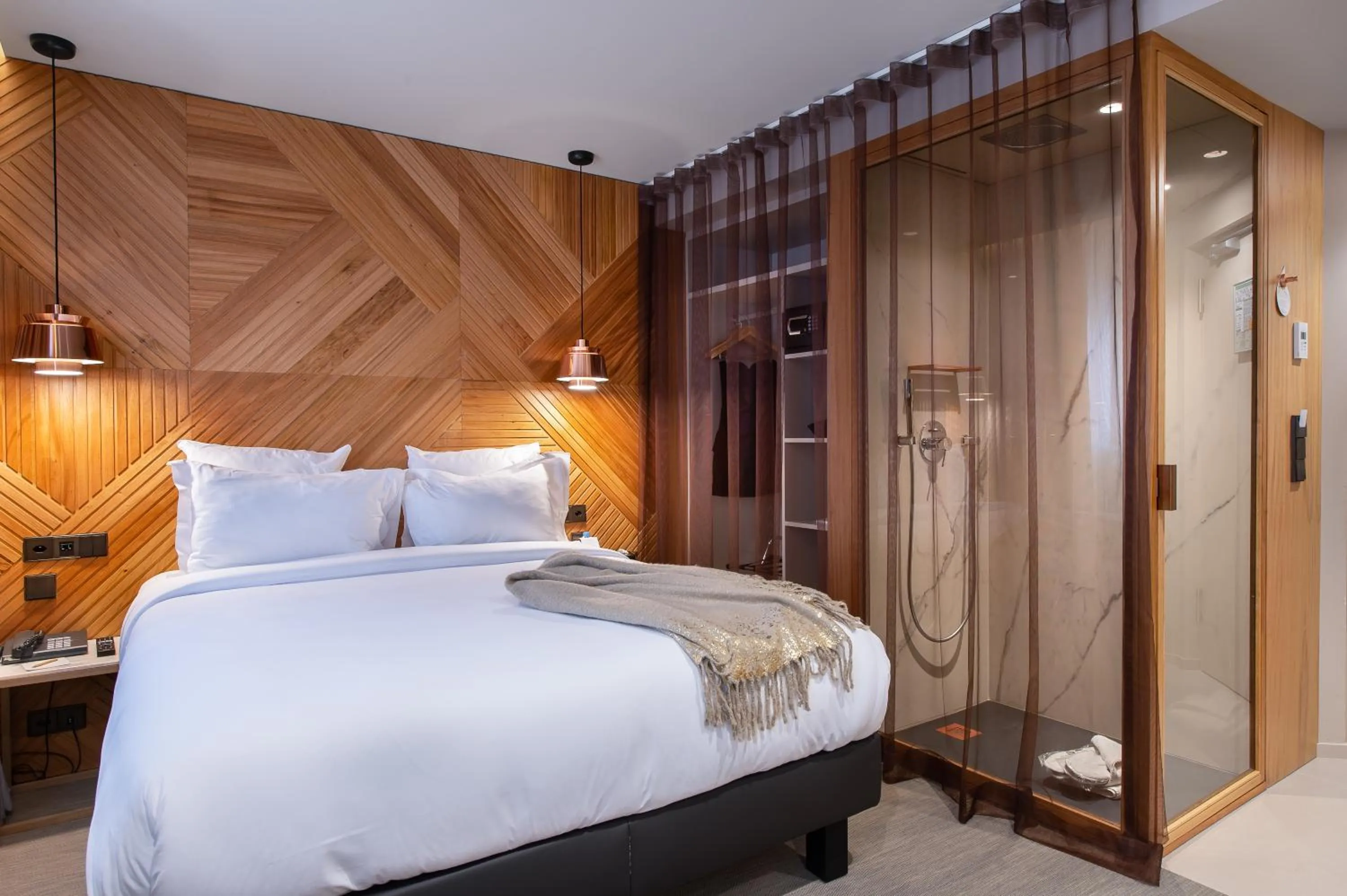 Photo of the whole room, Bed in 9Hotel Paquis