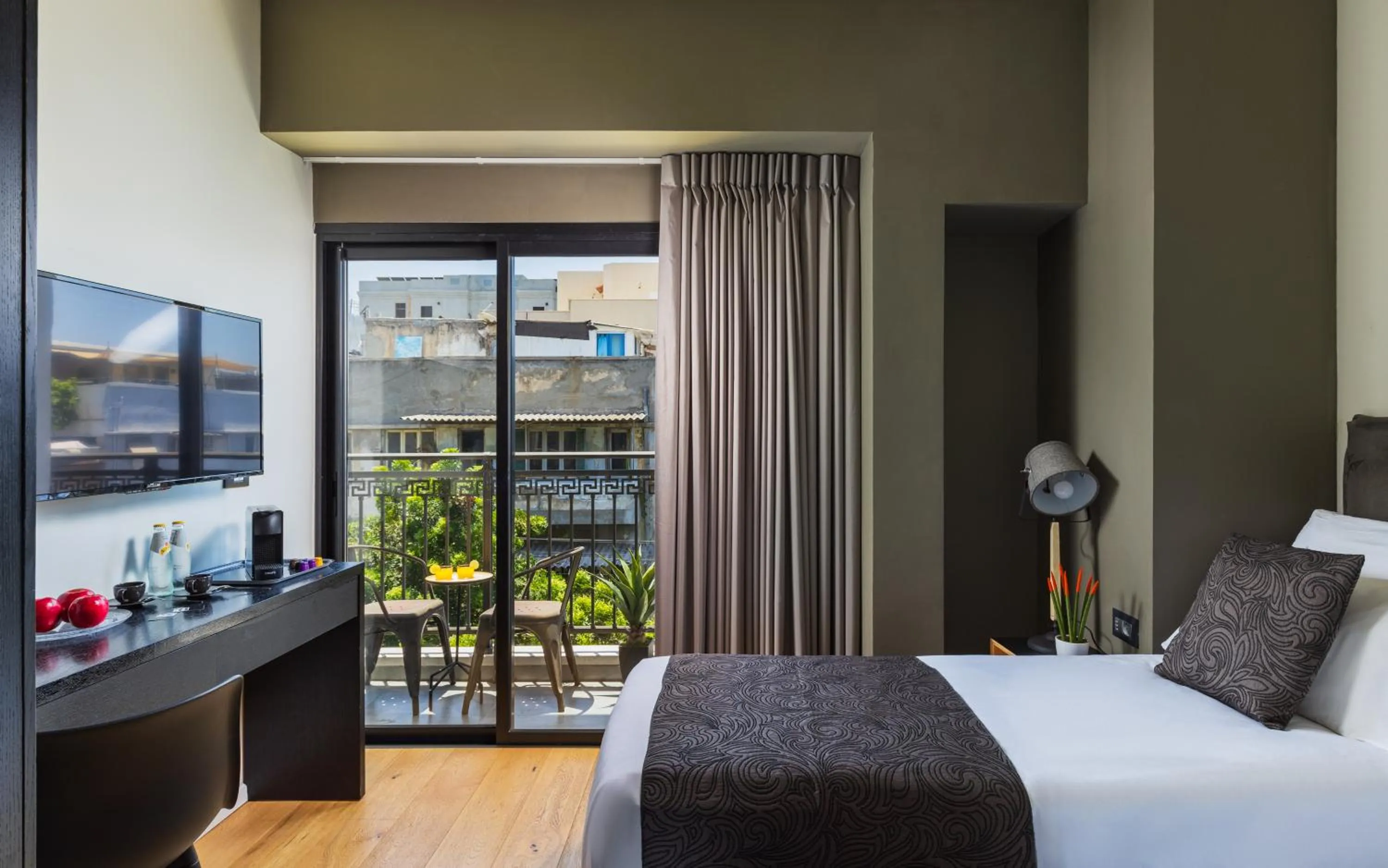 Street view, Bed in Kalvin Boutique Hotel by Levinsky Market Tel-Aviv