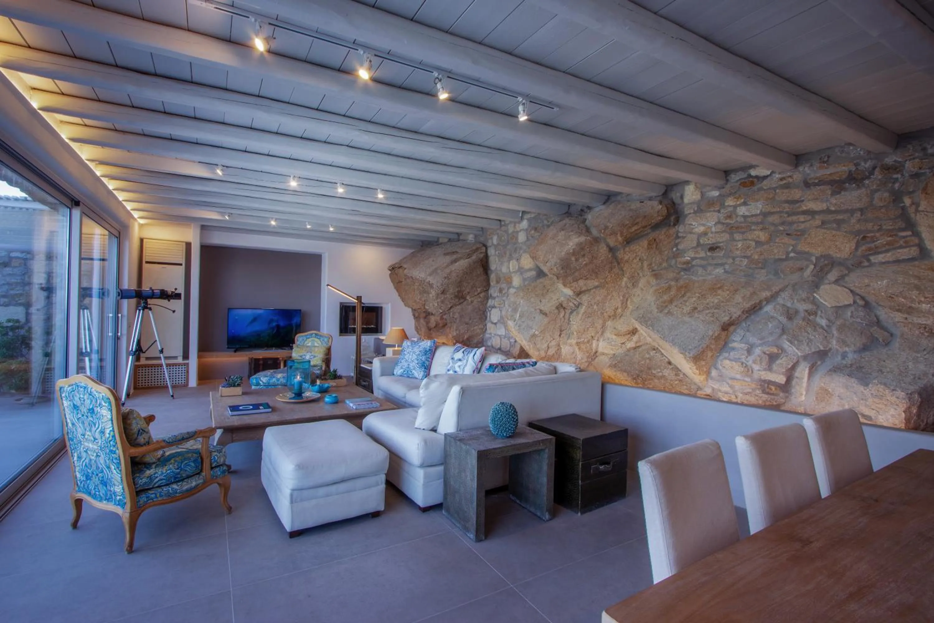 Amaris Mykonian Residence