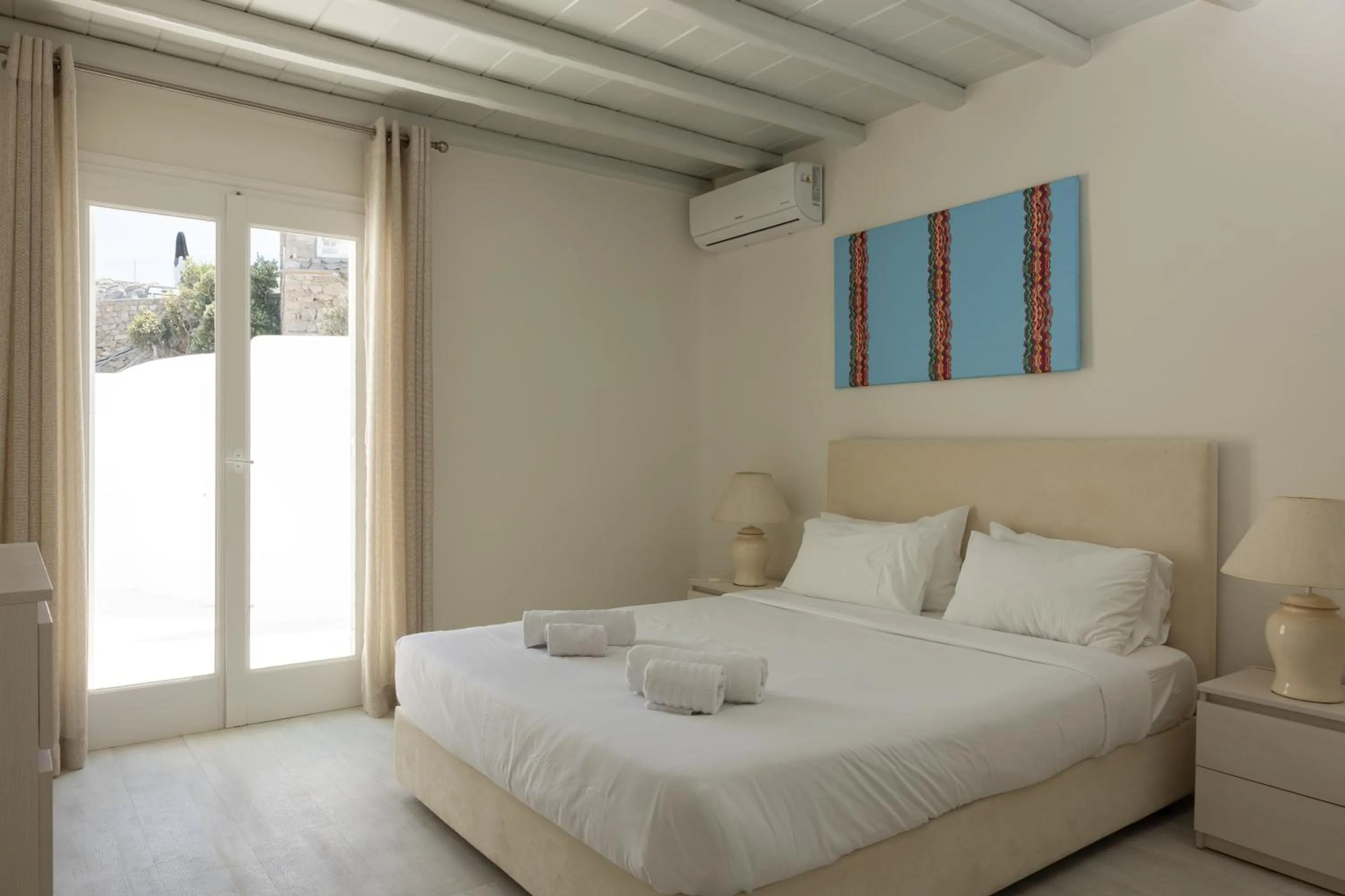 Bedroom, Bed in Amaris Mykonian Residence