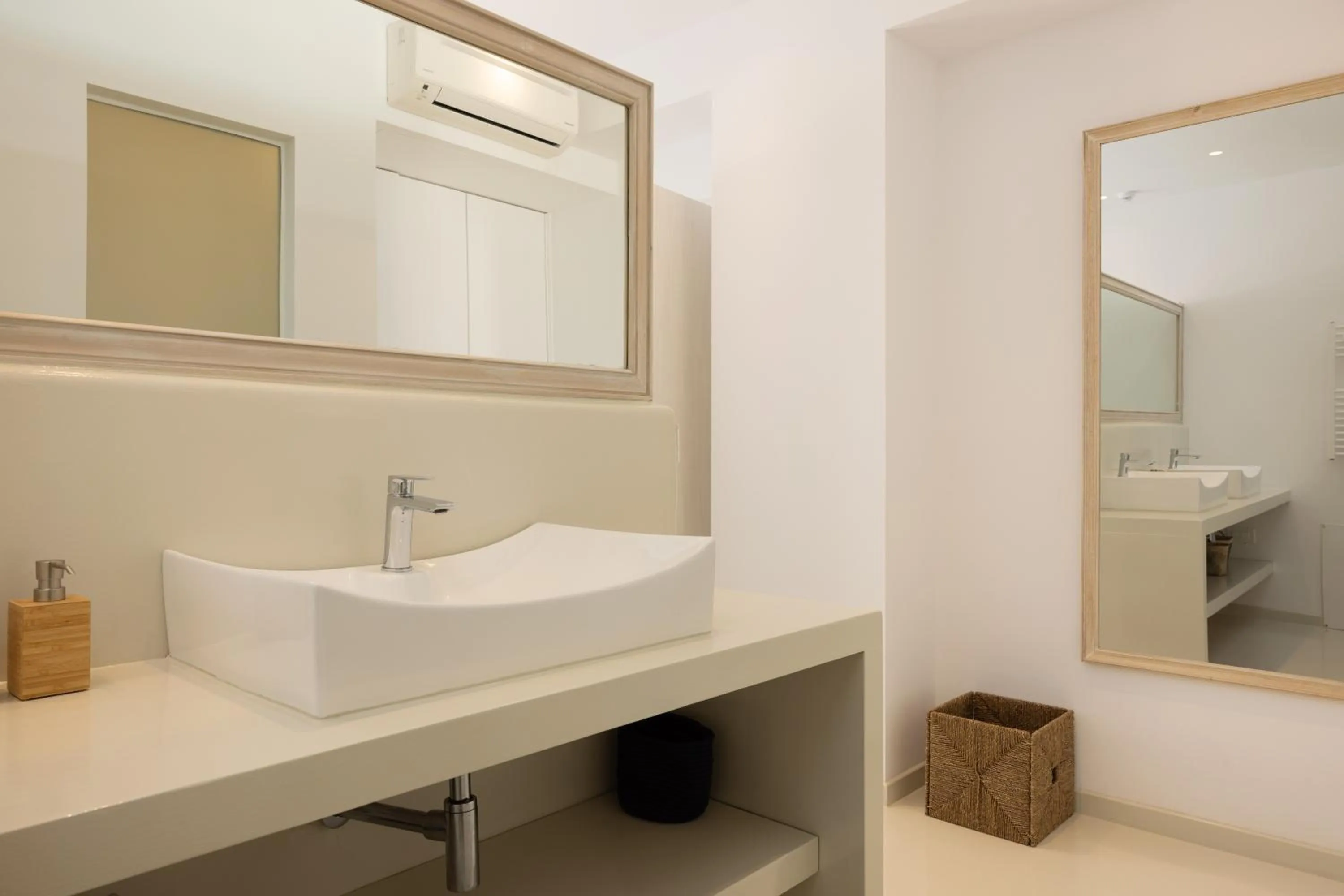 Amaris Mykonian Residence